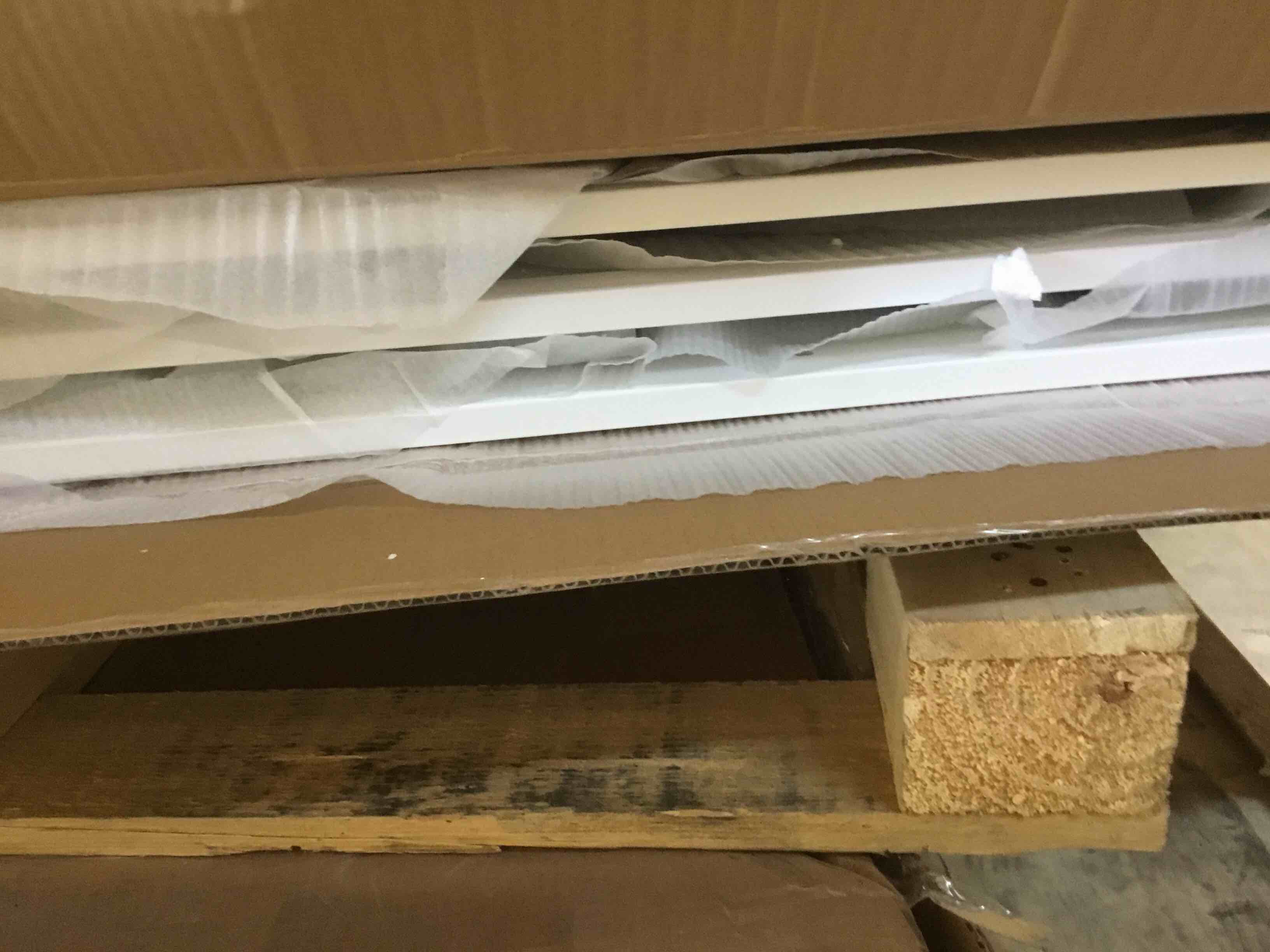 https://s3.amazonaws.com/lotting-images-prod/bidfta/BLU4260092_1684338140685.jpeg