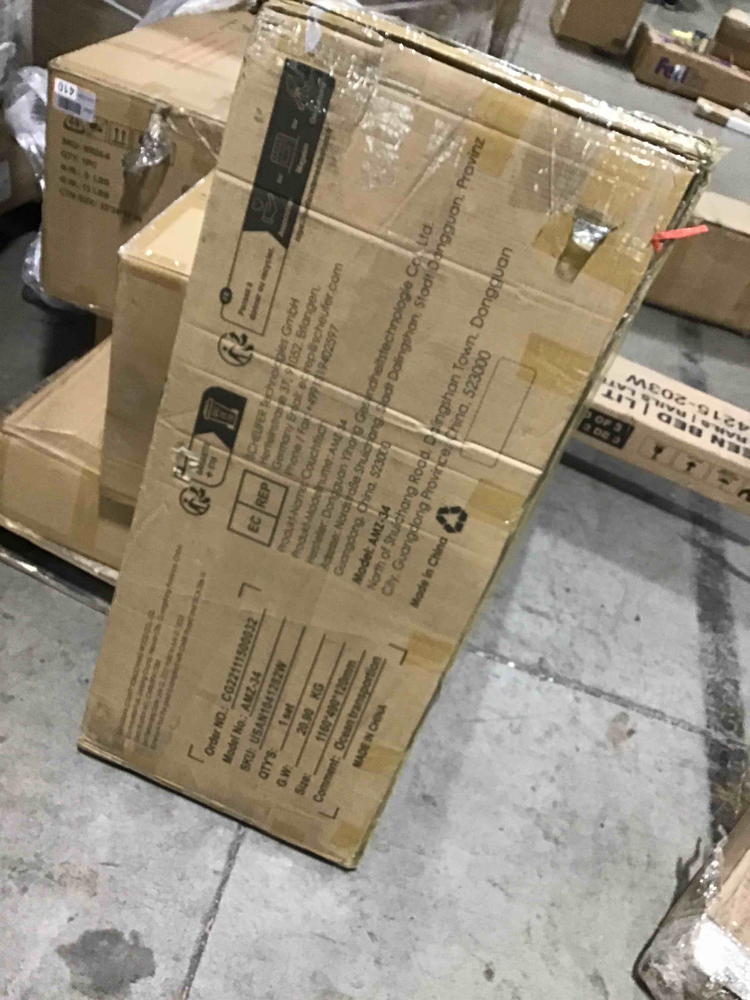 https://s3.amazonaws.com/lotting-images-prod/bidfta/BLU4269042_1687973222049.jpeg