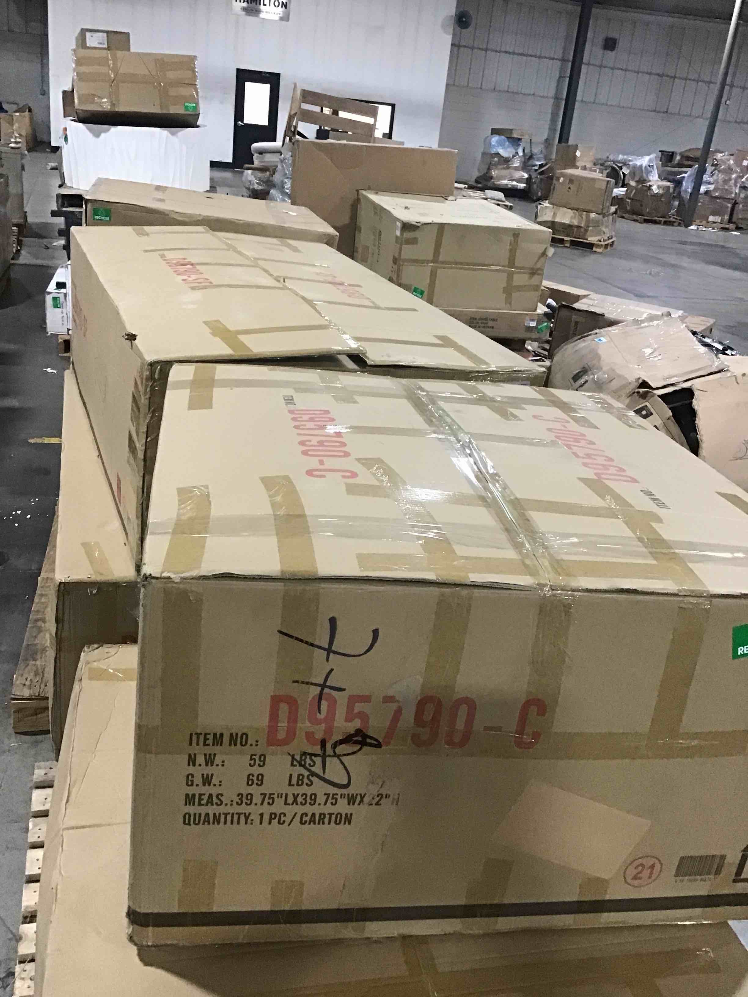 https://s3.amazonaws.com/lotting-images-prod/bidfta/BLU4270680_1689270842974.jpeg