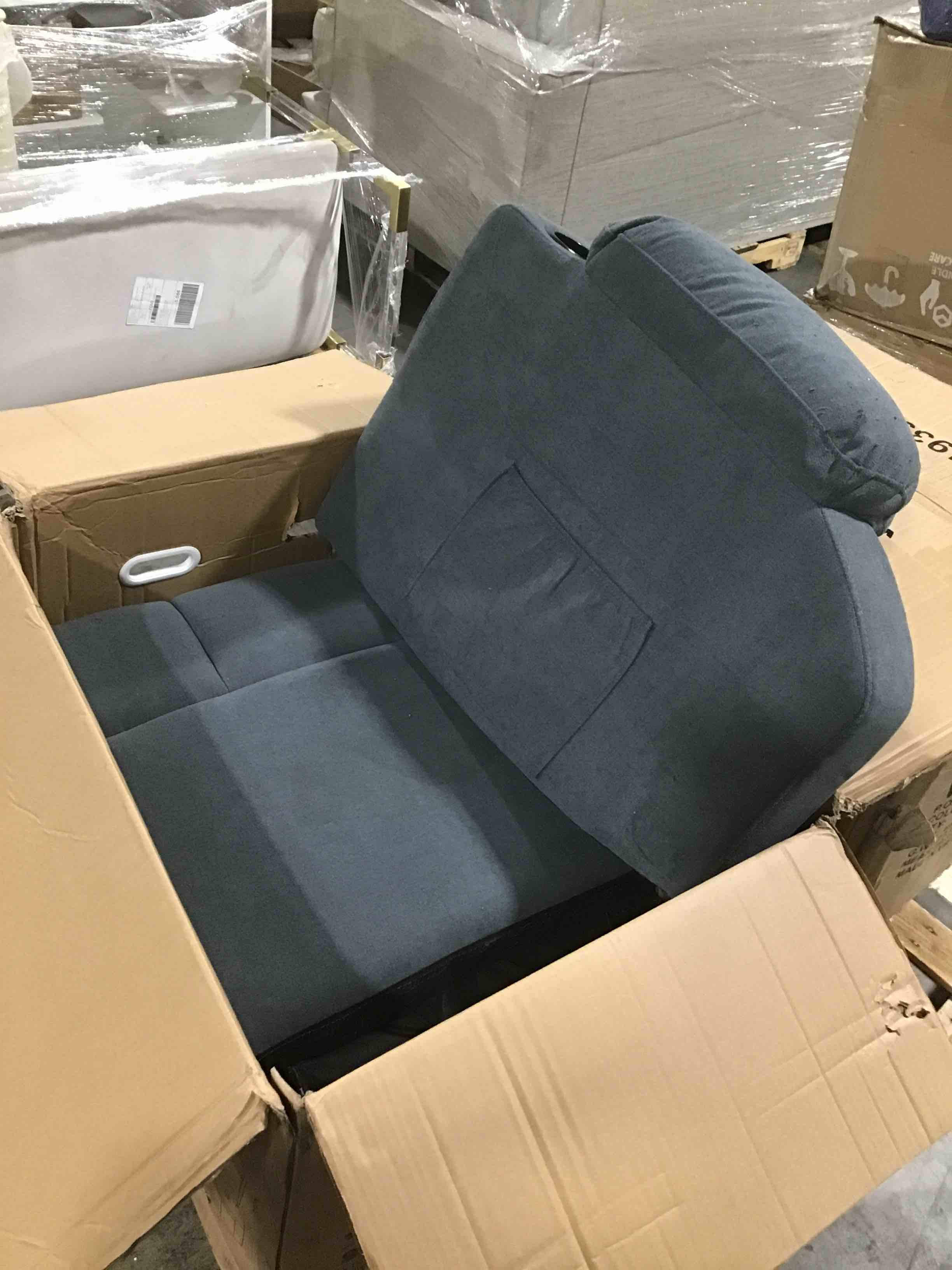 https://s3.amazonaws.com/lotting-images-prod/bidfta/BLU4270911_1689789178342.jpeg