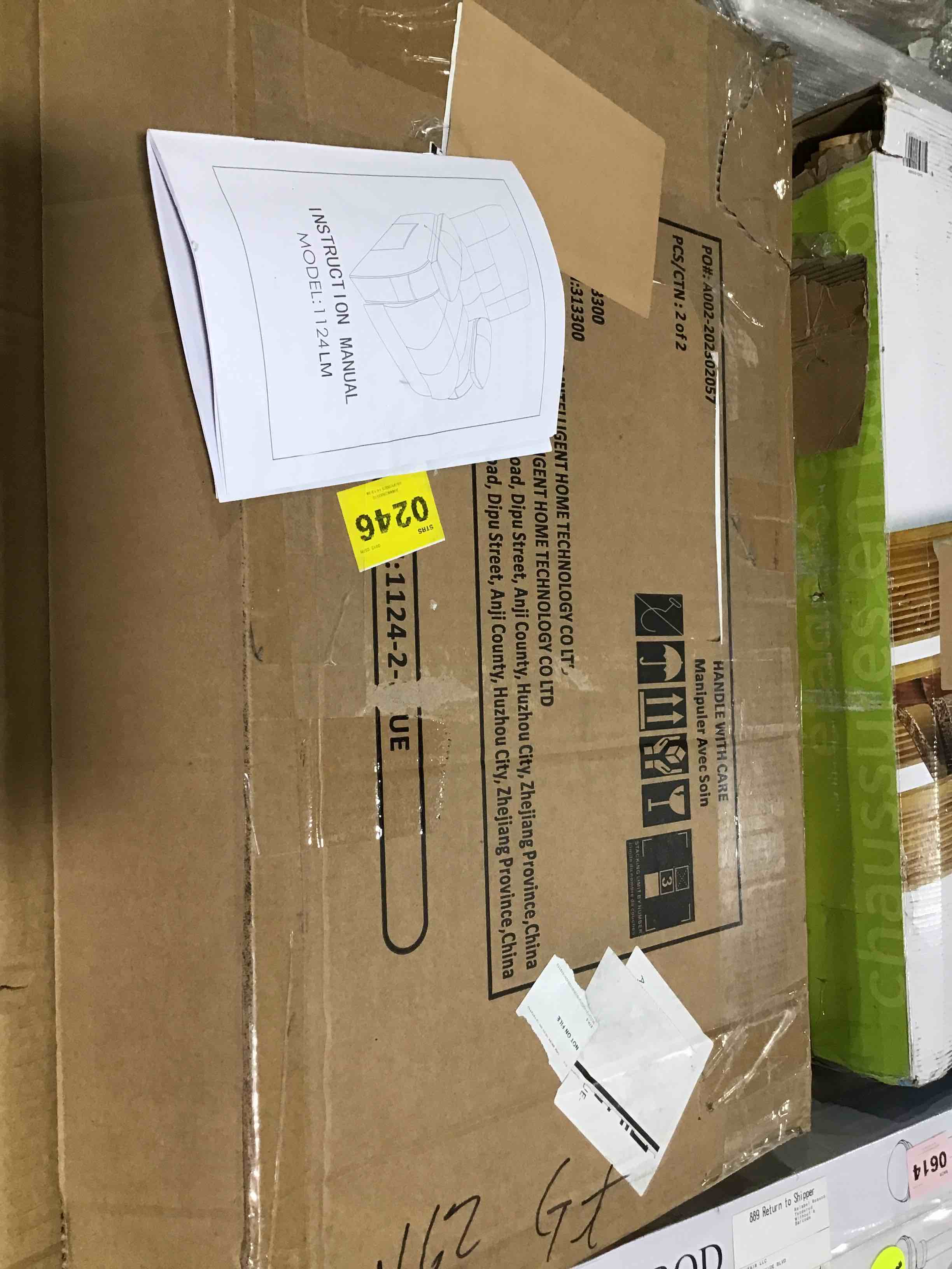 https://s3.amazonaws.com/lotting-images-prod/bidfta/BLU4273271_1687533495759.jpeg