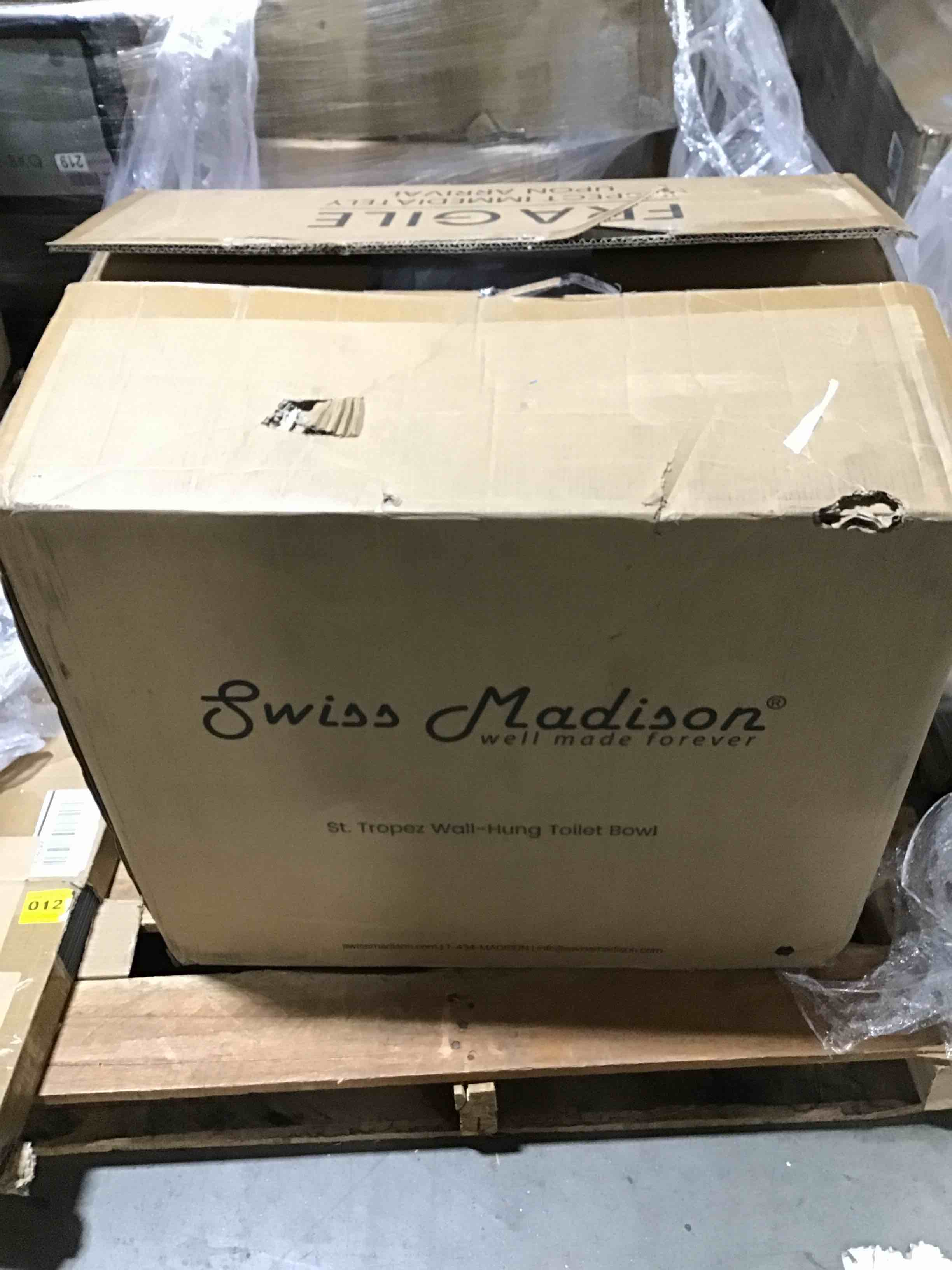 https://s3.amazonaws.com/lotting-images-prod/bidfta/BLU4273744_1688384152089.jpeg