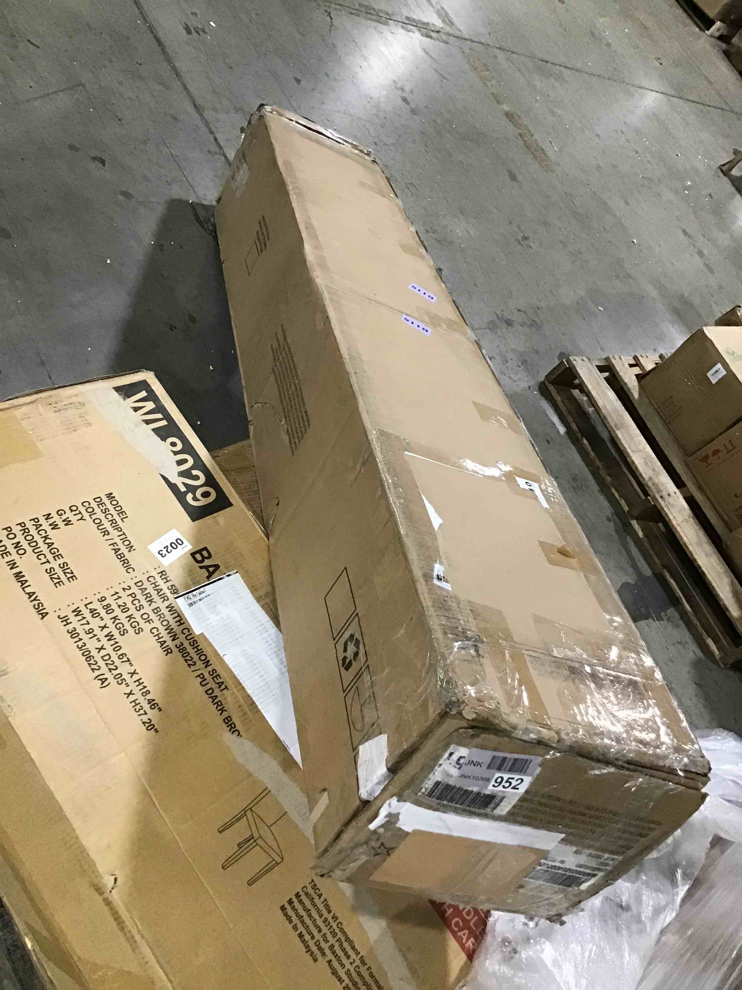 https://s3.amazonaws.com/lotting-images-prod/bidfta/BLU4273858_1688571005880.jpeg