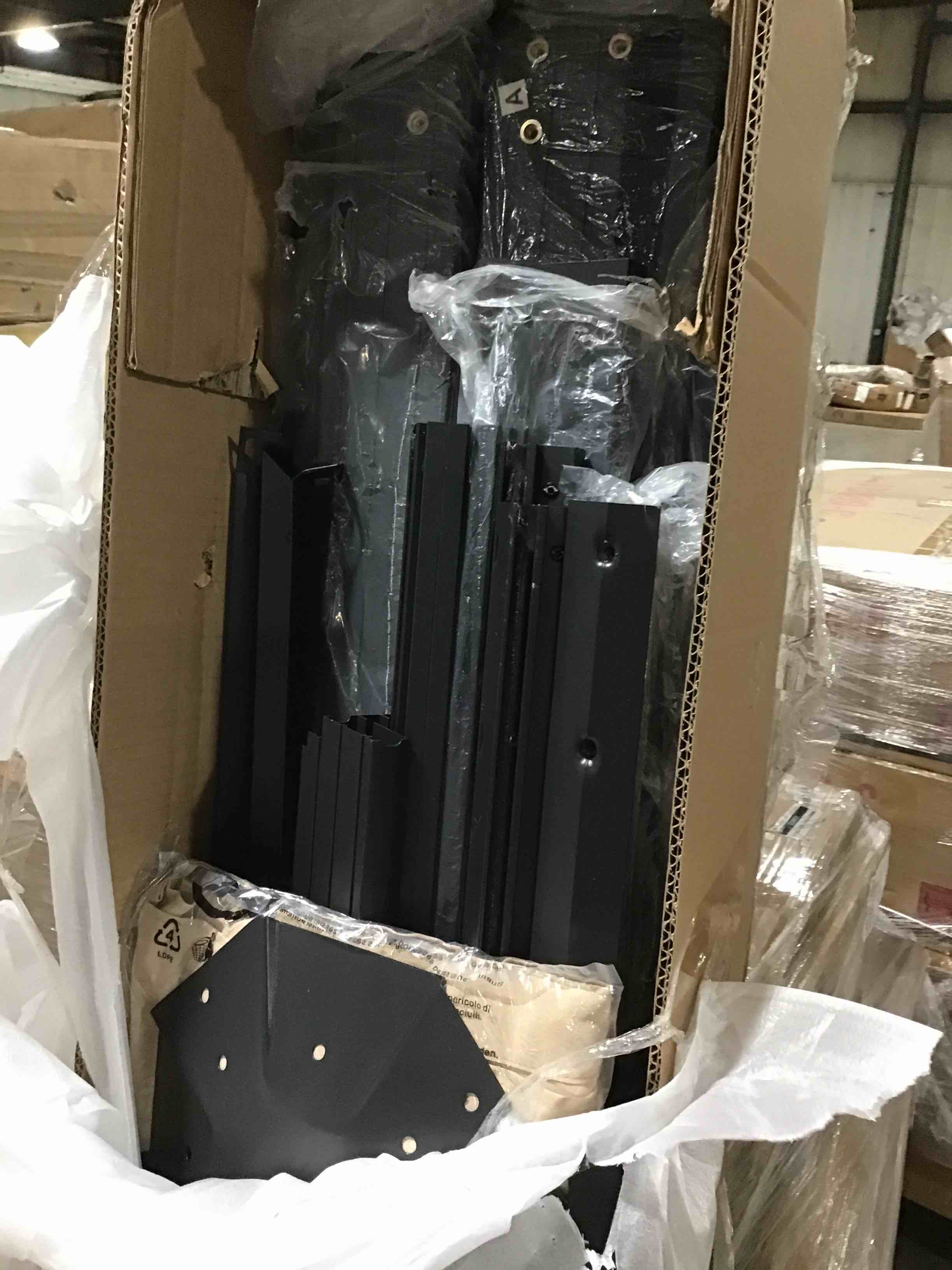 https://s3.amazonaws.com/lotting-images-prod/bidfta/BLU4274656_1687289525292.jpeg