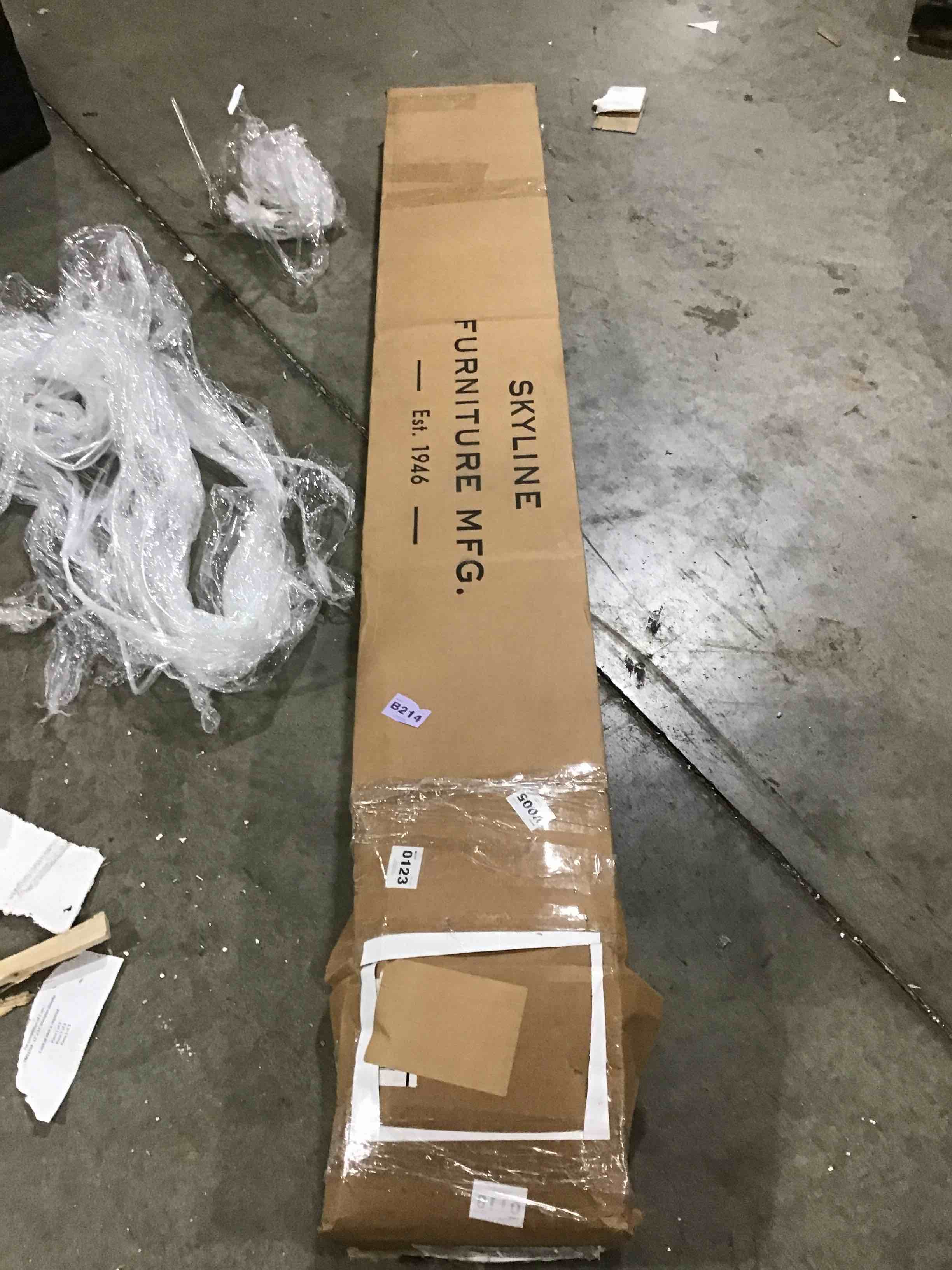 https://s3.amazonaws.com/lotting-images-prod/bidfta/BLU4274864_1687887276412.jpeg