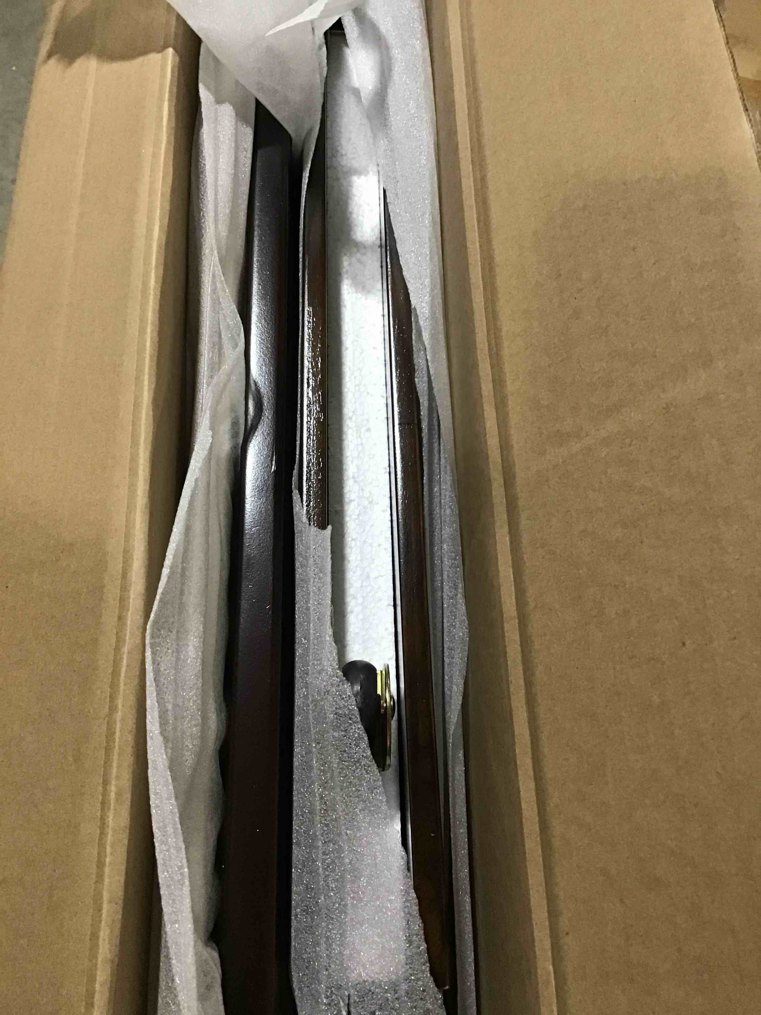 https://s3.amazonaws.com/lotting-images-prod/bidfta/BLU4274865_1687887553838.jpeg