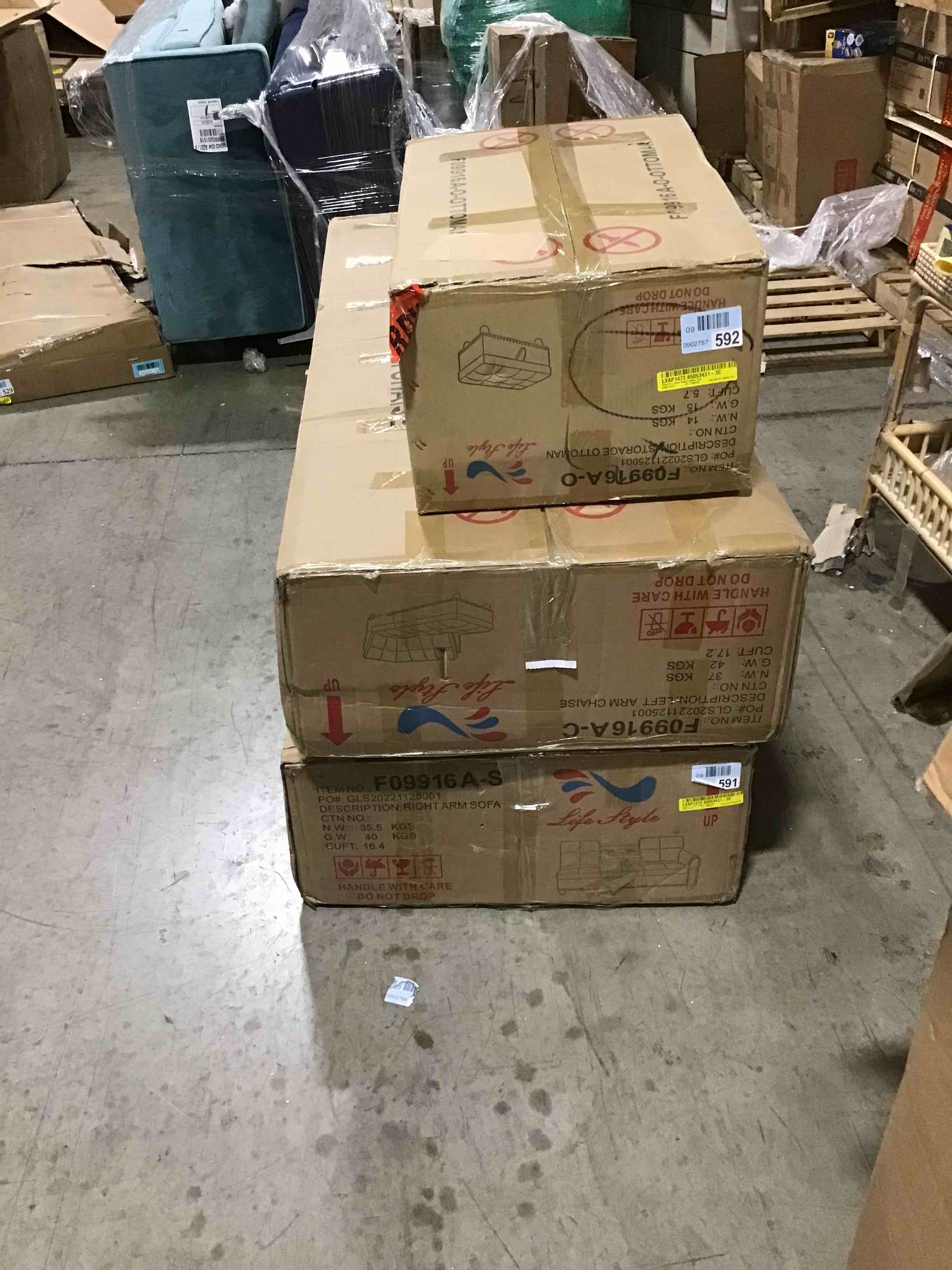 https://s3.amazonaws.com/lotting-images-prod/bidfta/BLU4274913_1688045098299.jpeg
