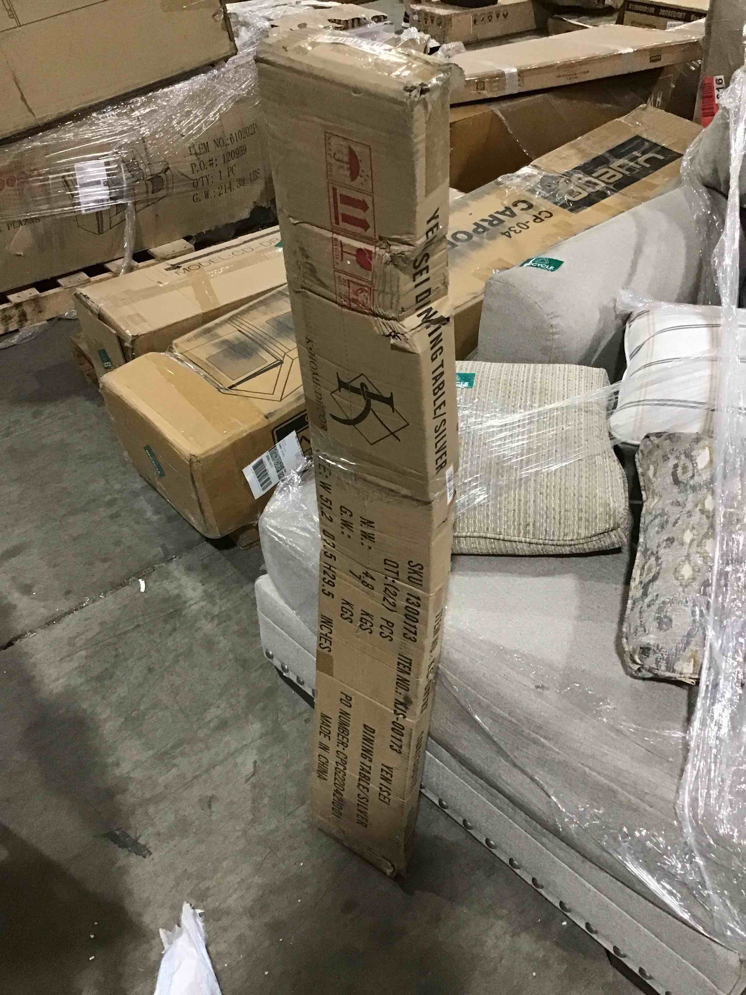 https://s3.amazonaws.com/lotting-images-prod/bidfta/BLU4274939_1688069679221.jpeg