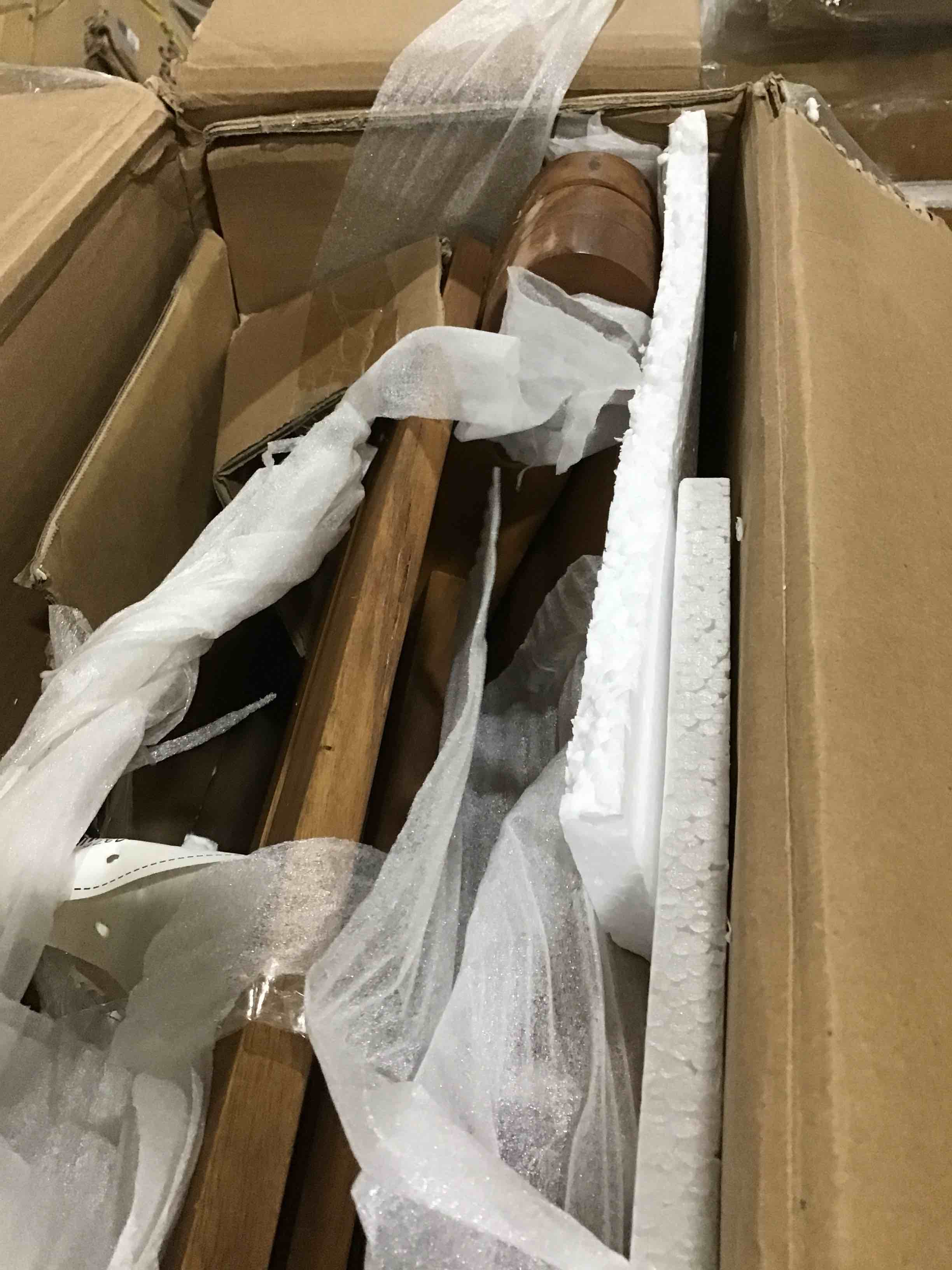 https://s3.amazonaws.com/lotting-images-prod/bidfta/BLU4275275_1689088427912.jpeg