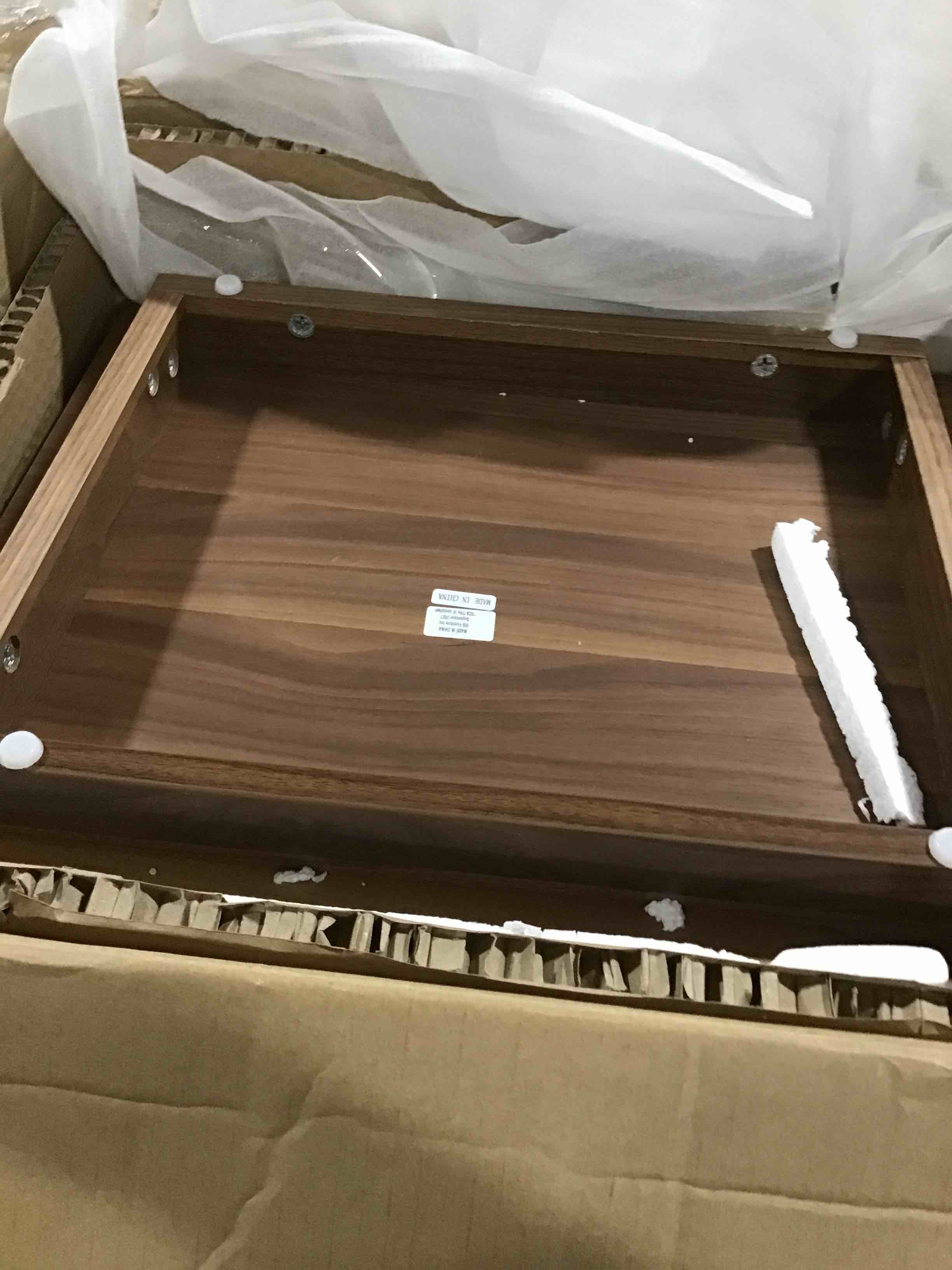https://s3.amazonaws.com/lotting-images-prod/bidfta/BLU4275297_1689102142623.jpeg