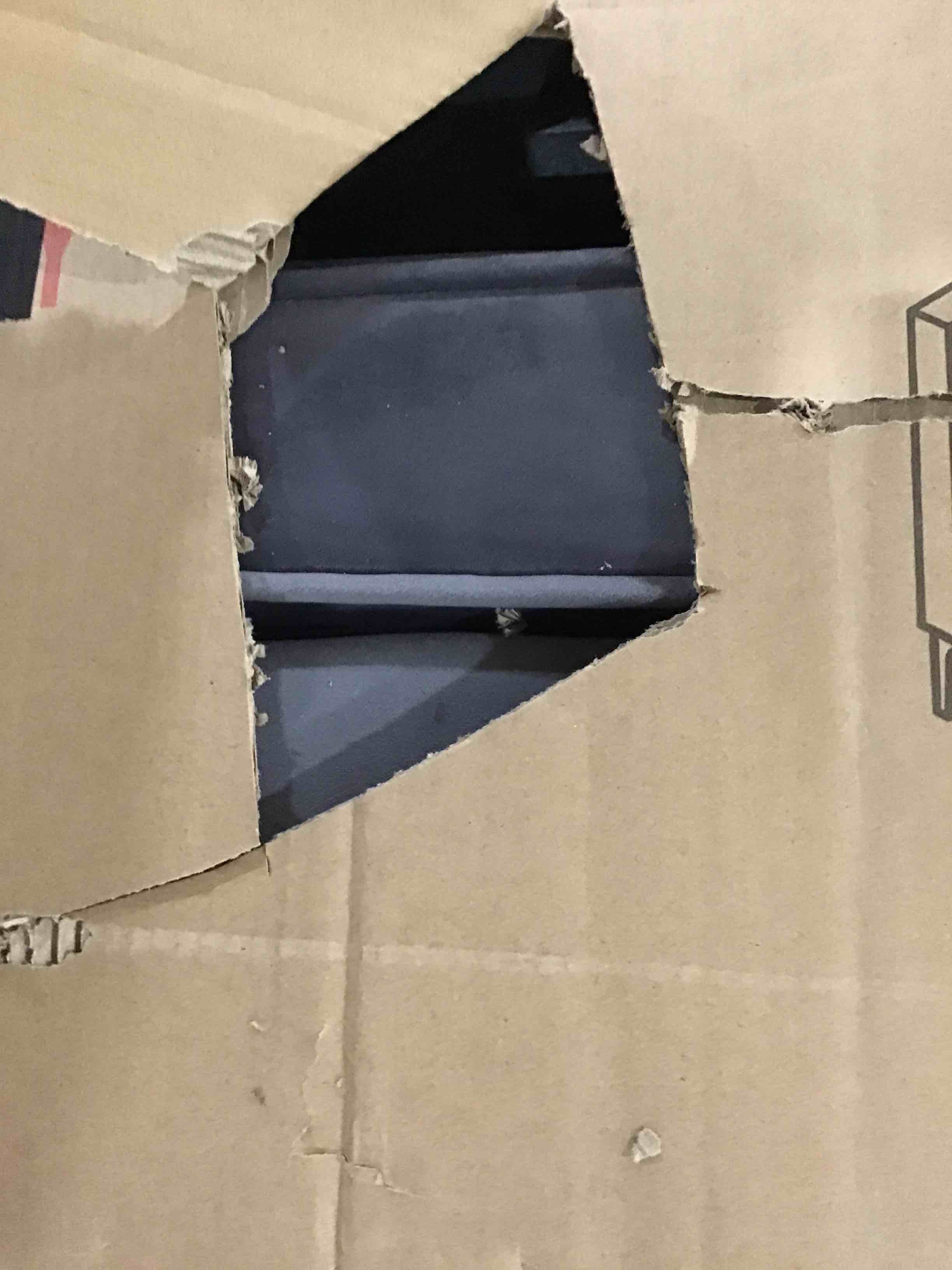 https://s3.amazonaws.com/lotting-images-prod/bidfta/BLU4276405_1687362013074.jpeg