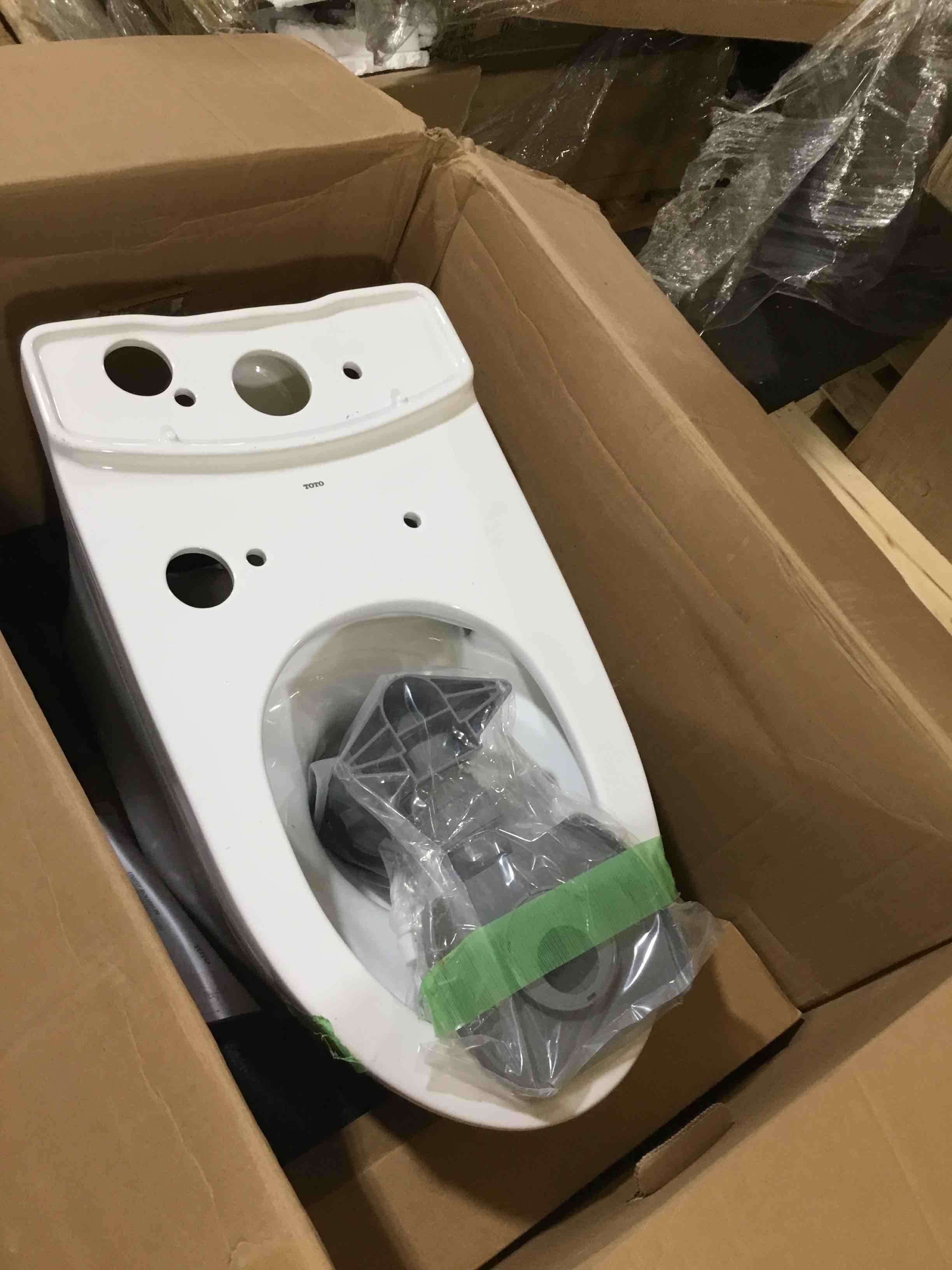https://s3.amazonaws.com/lotting-images-prod/bidfta/BLU4277183_1685633639767.jpeg