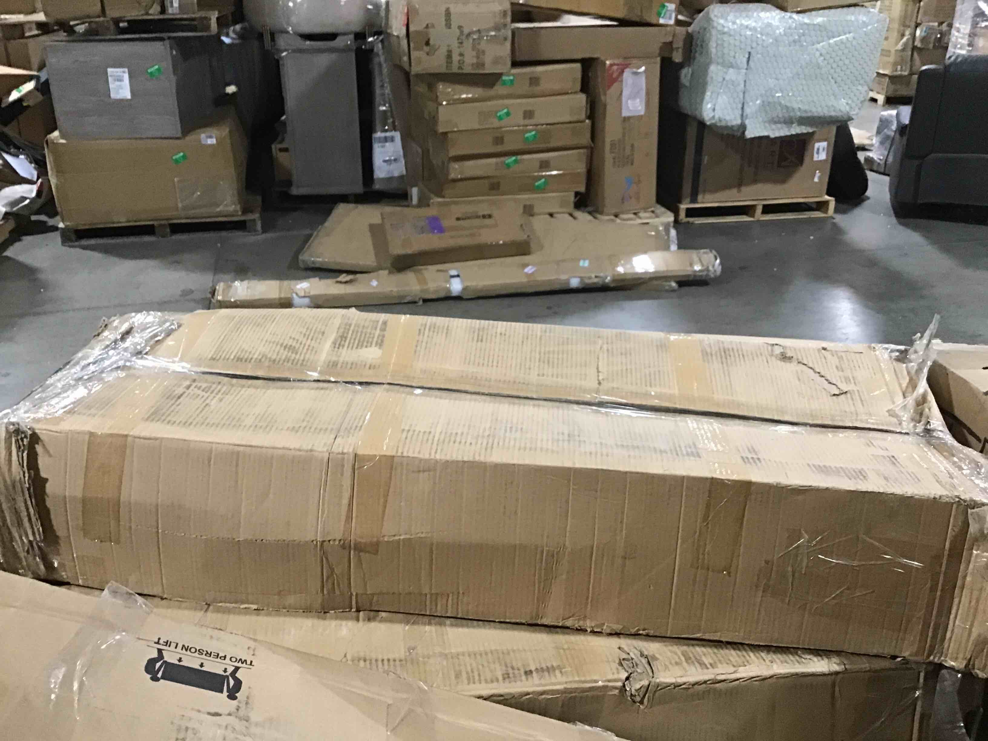 https://s3.amazonaws.com/lotting-images-prod/bidfta/BLU4277306_1686070799147.jpeg