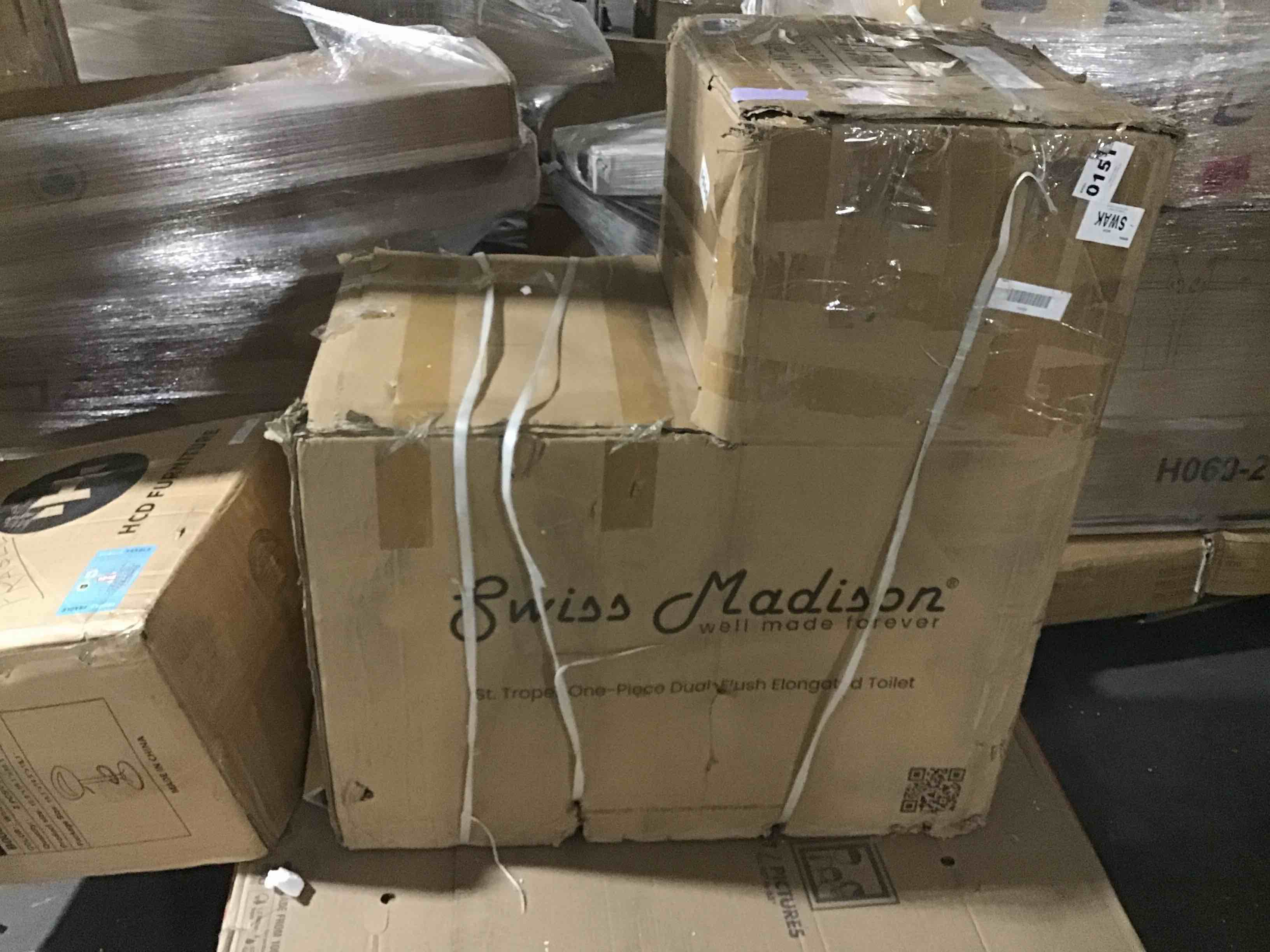 https://s3.amazonaws.com/lotting-images-prod/bidfta/BLU4277927_1687971866152.jpeg
