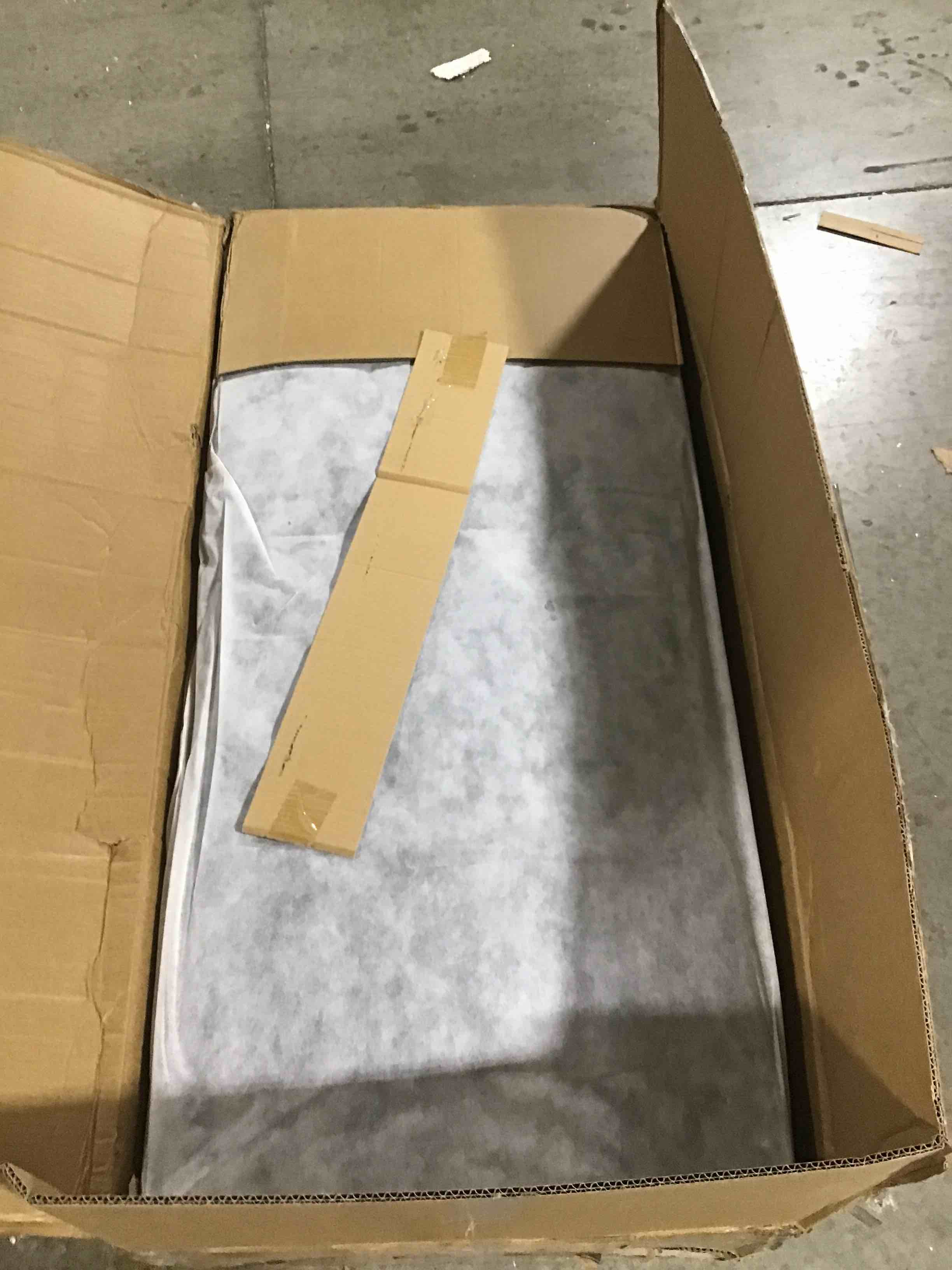 https://s3.amazonaws.com/lotting-images-prod/bidfta/BLU4278038_1688151509060.jpeg