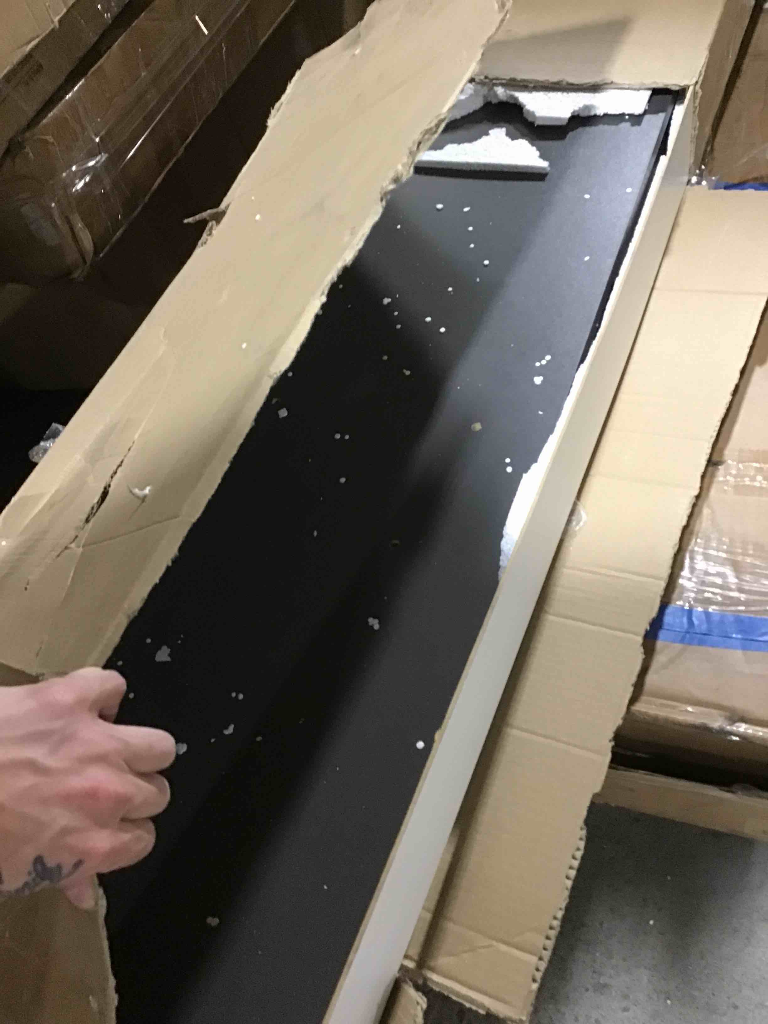 https://s3.amazonaws.com/lotting-images-prod/bidfta/BLU4279130_1686065928220.jpeg