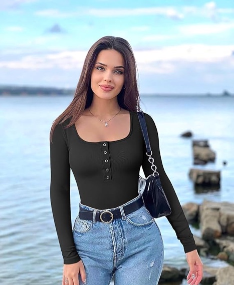 https://s3.amazonaws.com/lotting-images-prod/bidfta/BLU4292421_1732202539612.jpeg