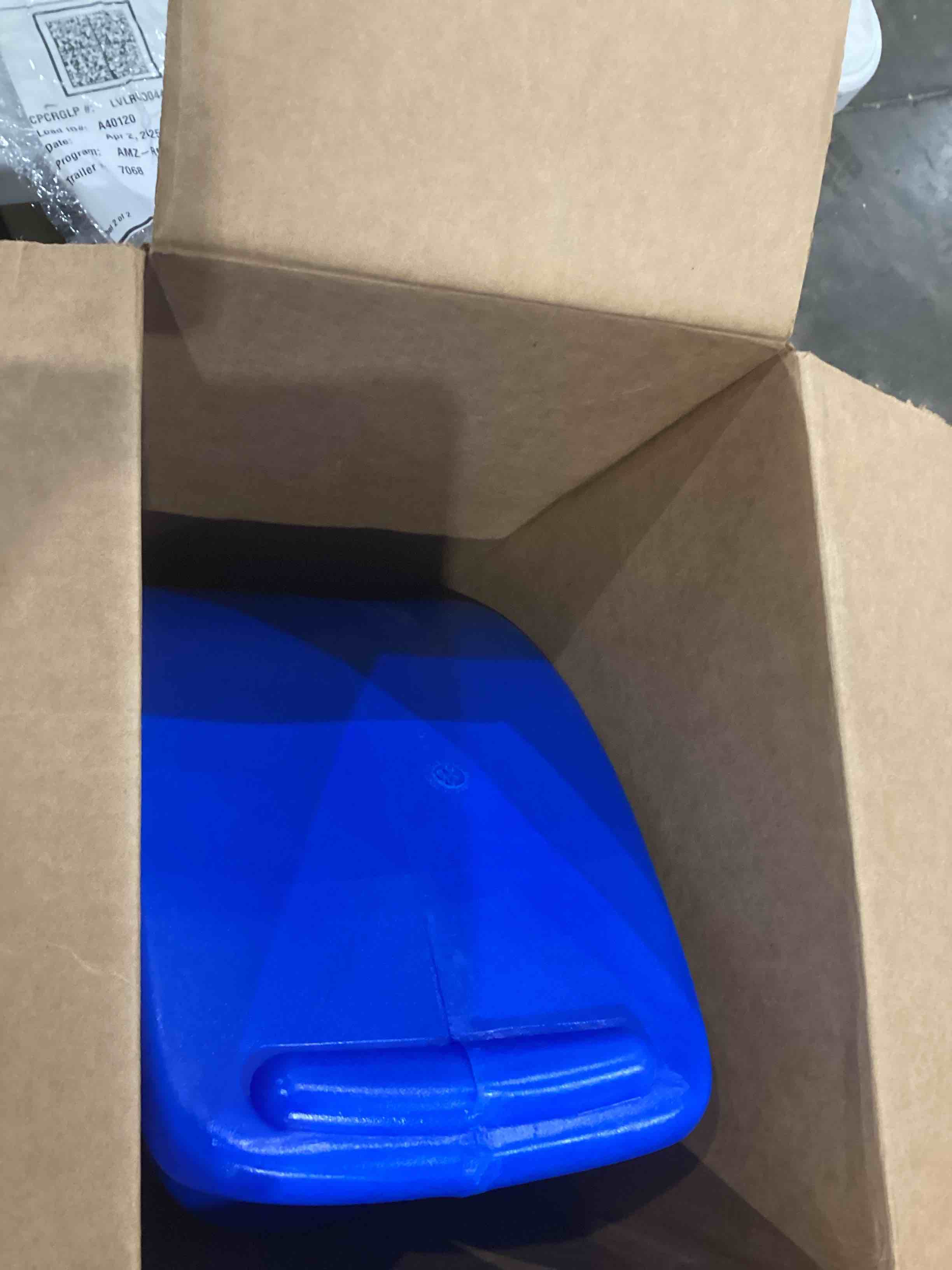 https://s3.amazonaws.com/lotting-images-prod/bidfta/BLU4295222_1745245182523.jpeg