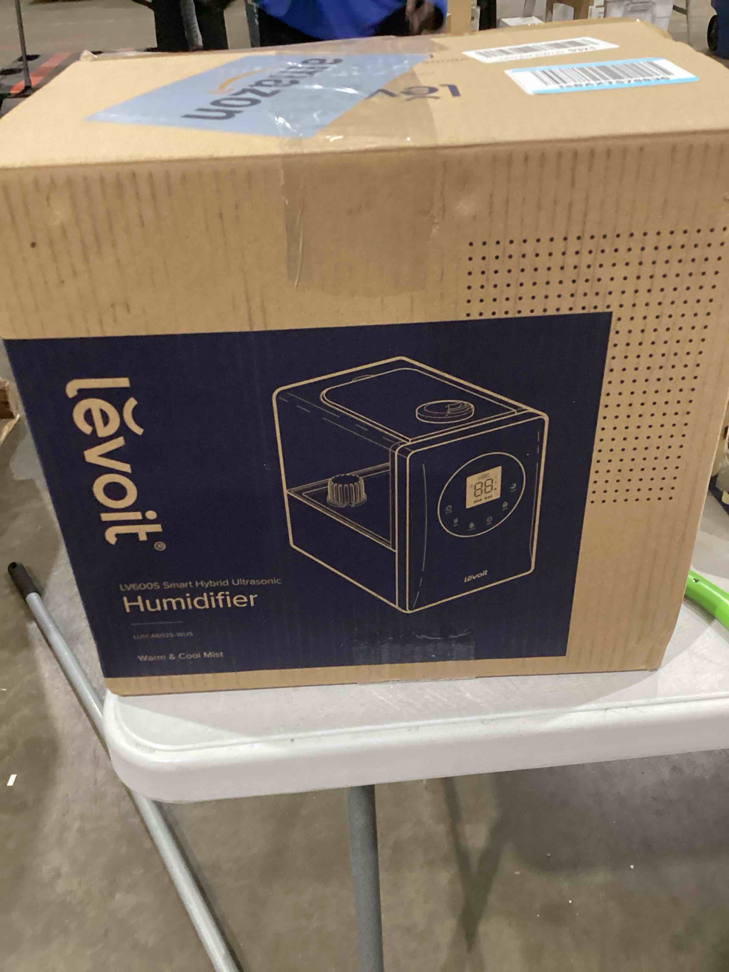 https://s3.amazonaws.com/lotting-images-prod/bidfta/BLU4295346_1746047719060.jpeg