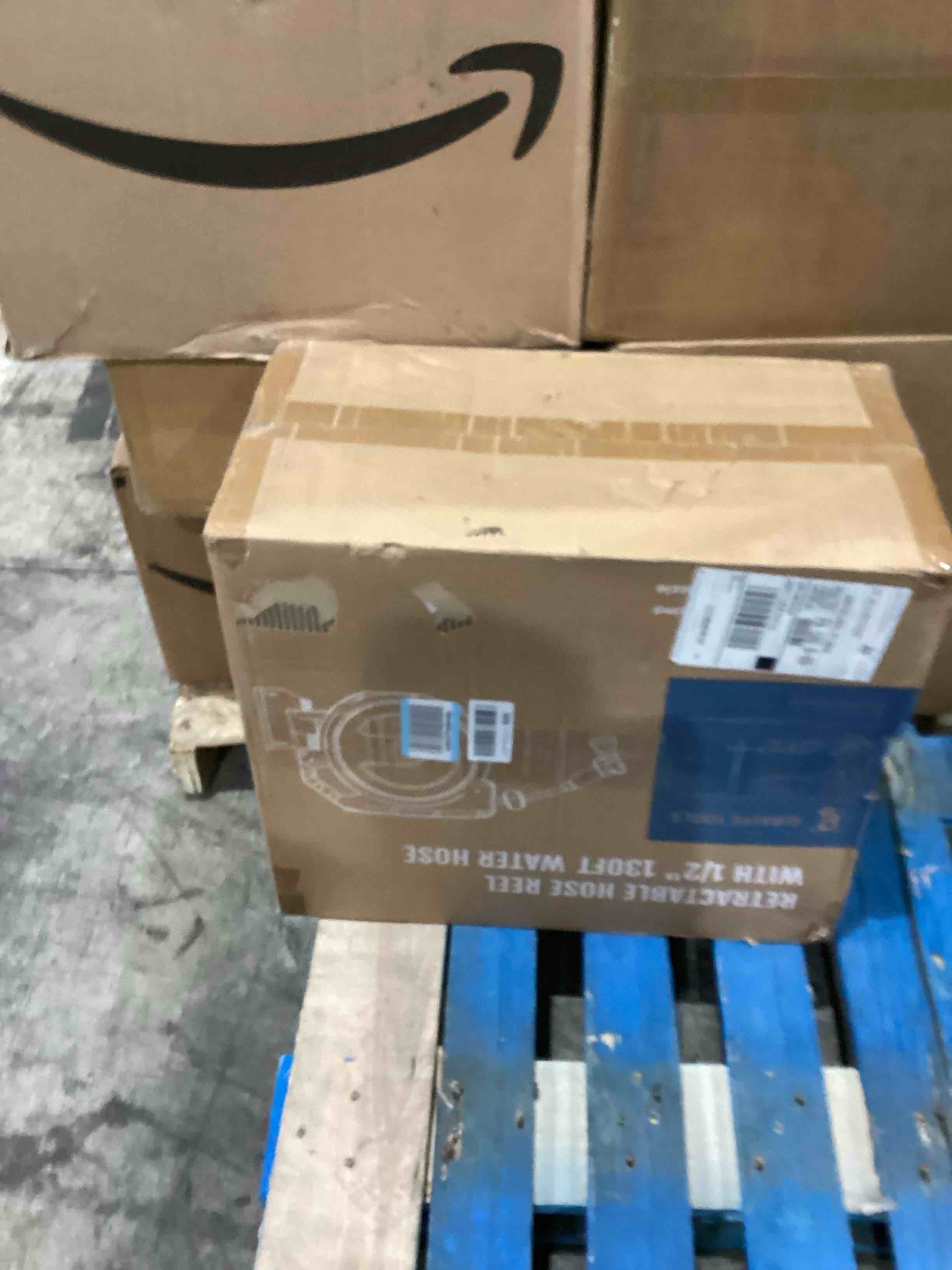 https://s3.amazonaws.com/lotting-images-prod/bidfta/BLU4295360_1746030106395.jpeg