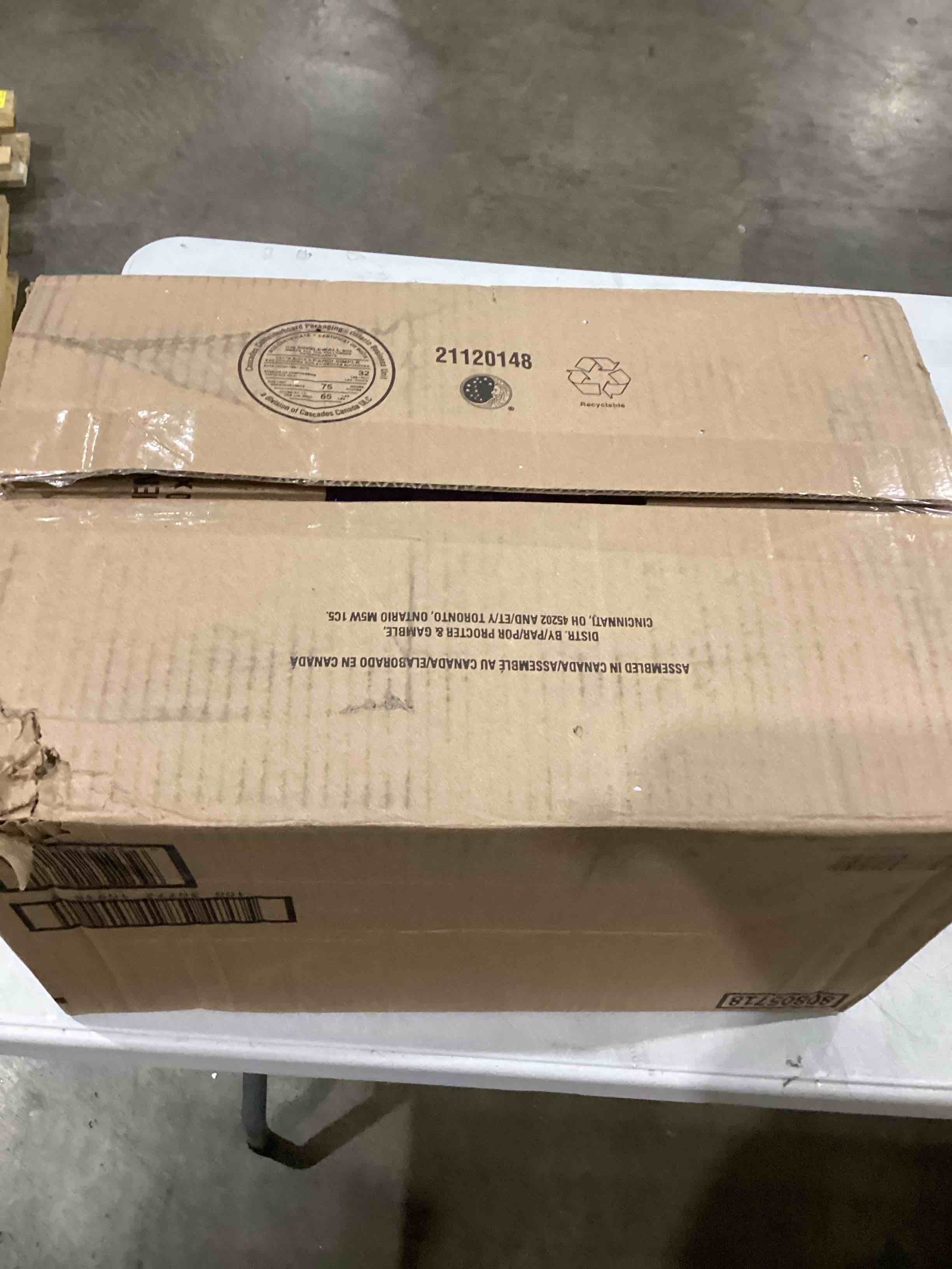 https://s3.amazonaws.com/lotting-images-prod/bidfta/BLU4295386_1746025977841.jpeg