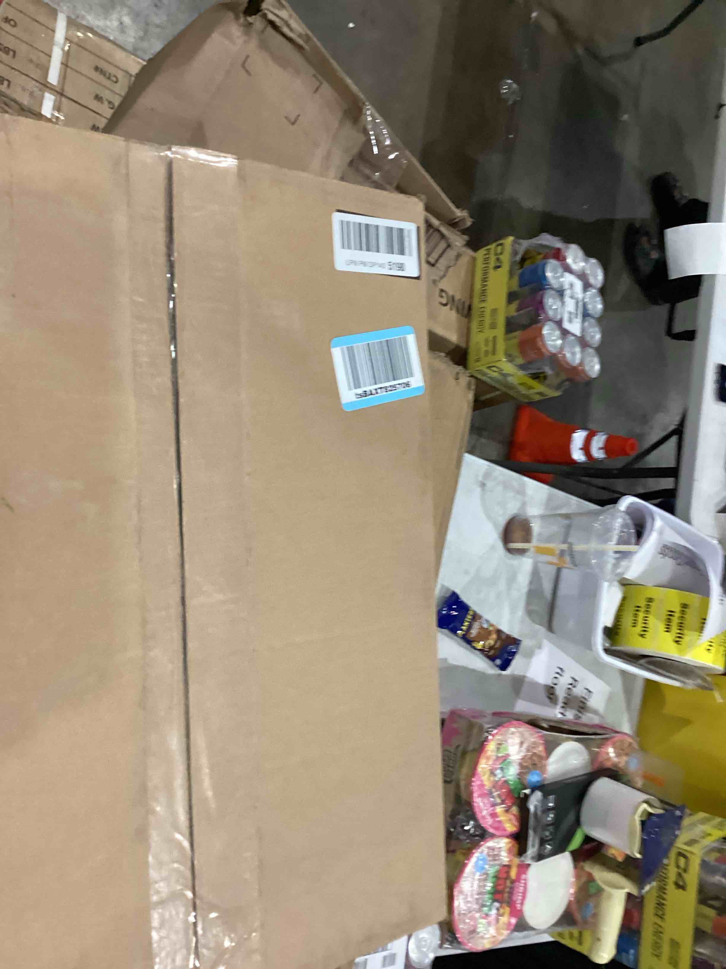 https://s3.amazonaws.com/lotting-images-prod/bidfta/BLU4295434_1746048292068.jpeg
