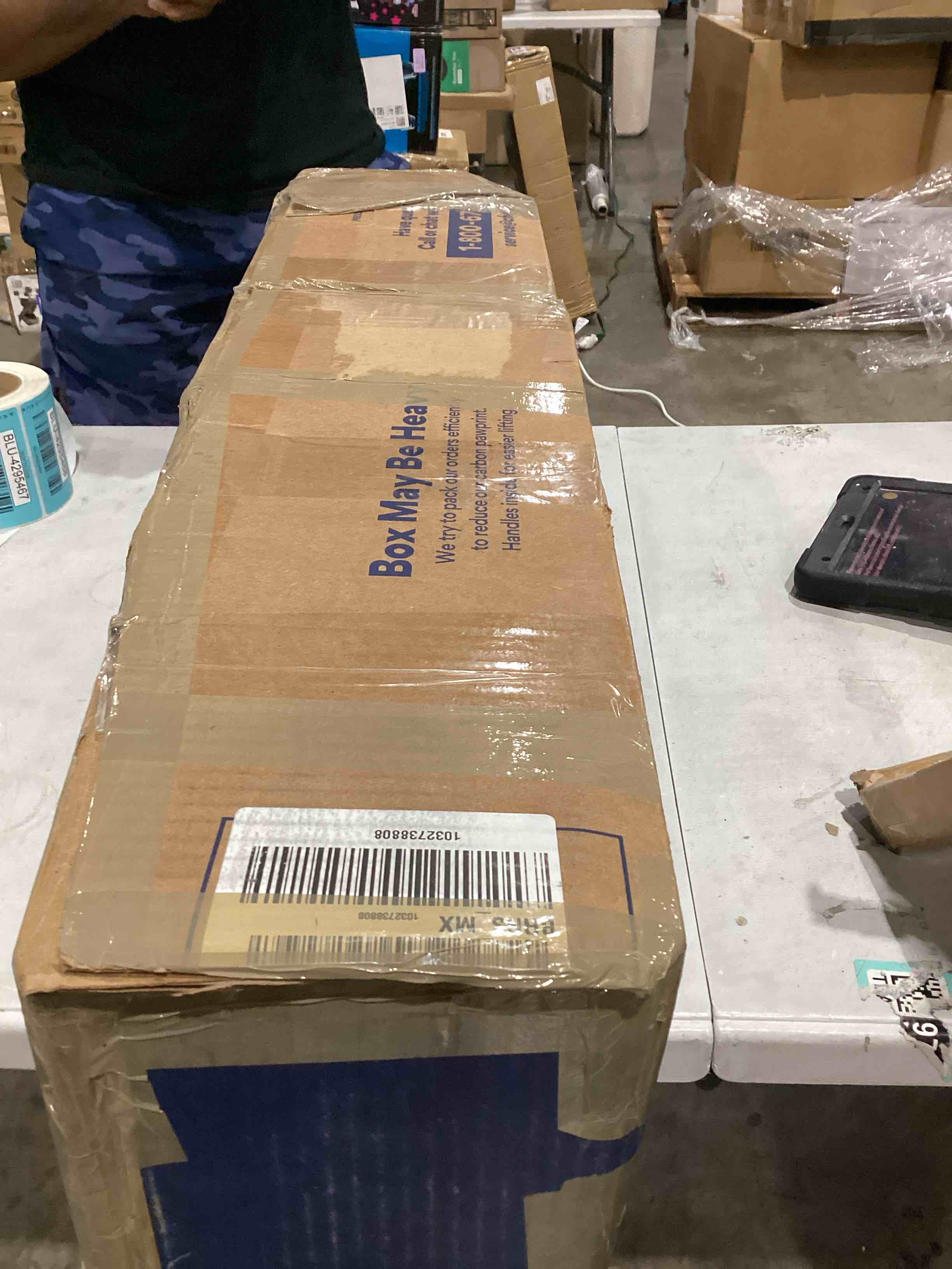 https://s3.amazonaws.com/lotting-images-prod/bidfta/BLU4295467_1746119986165.jpeg