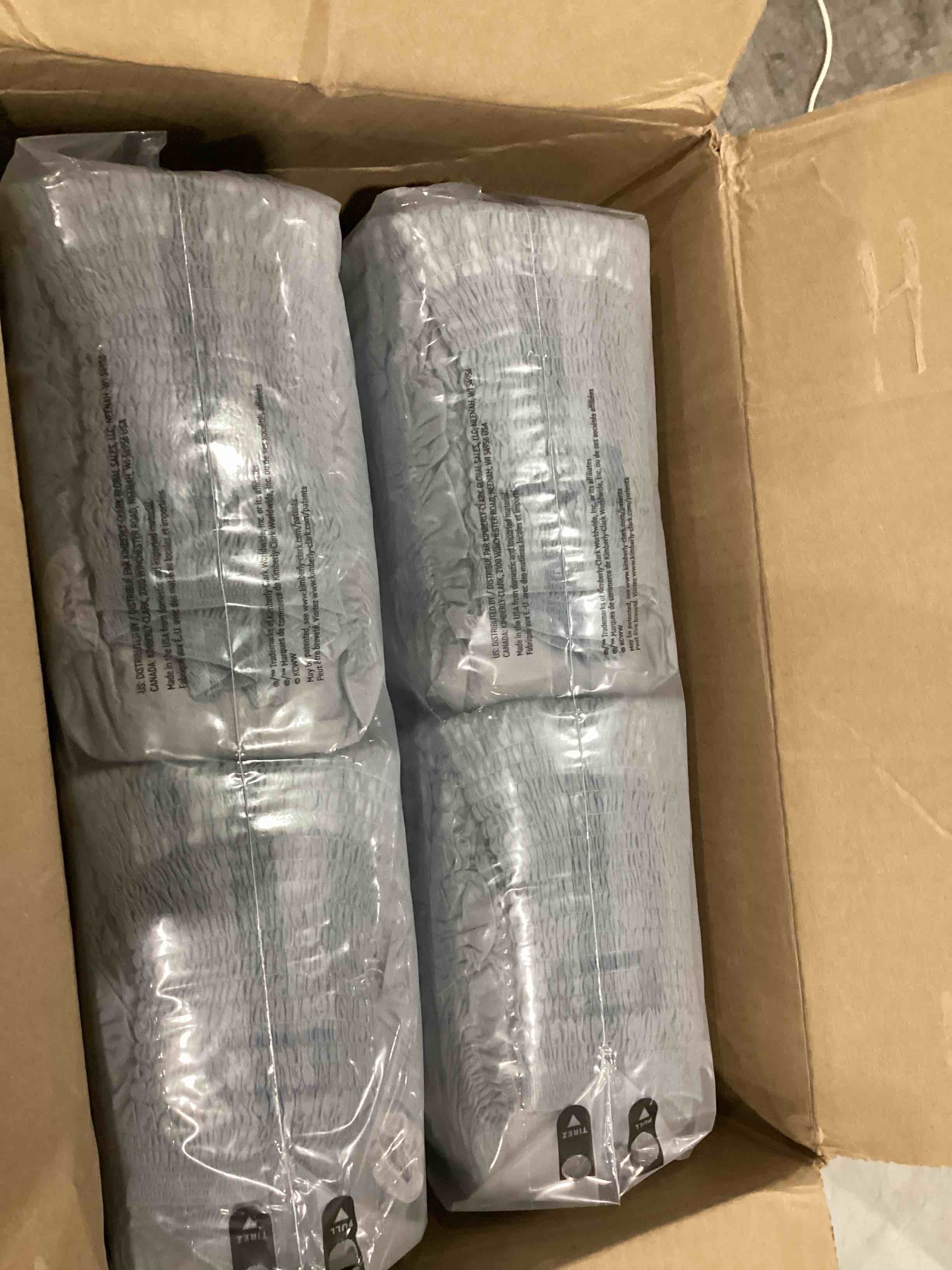 https://s3.amazonaws.com/lotting-images-prod/bidfta/BLU4295474_1746121896882.jpeg