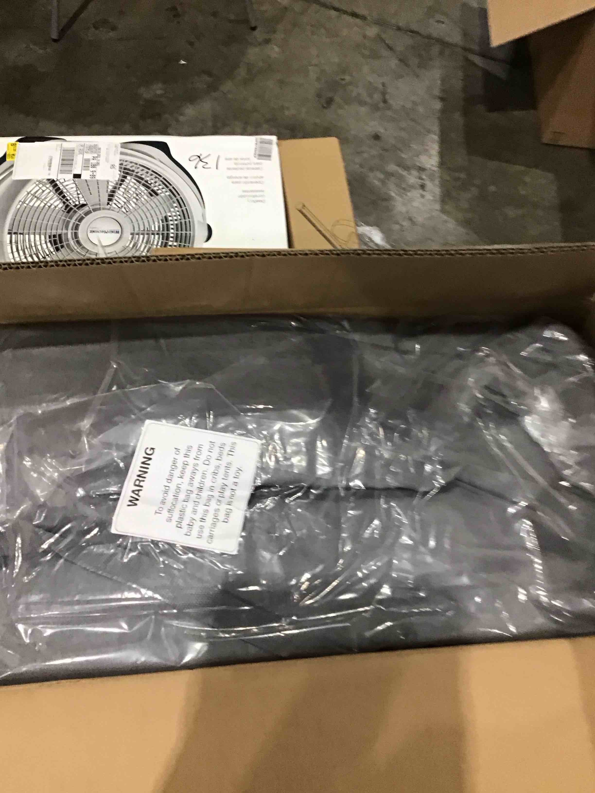 https://s3.amazonaws.com/lotting-images-prod/bidfta/BLU4295571_1746281641468.jpeg