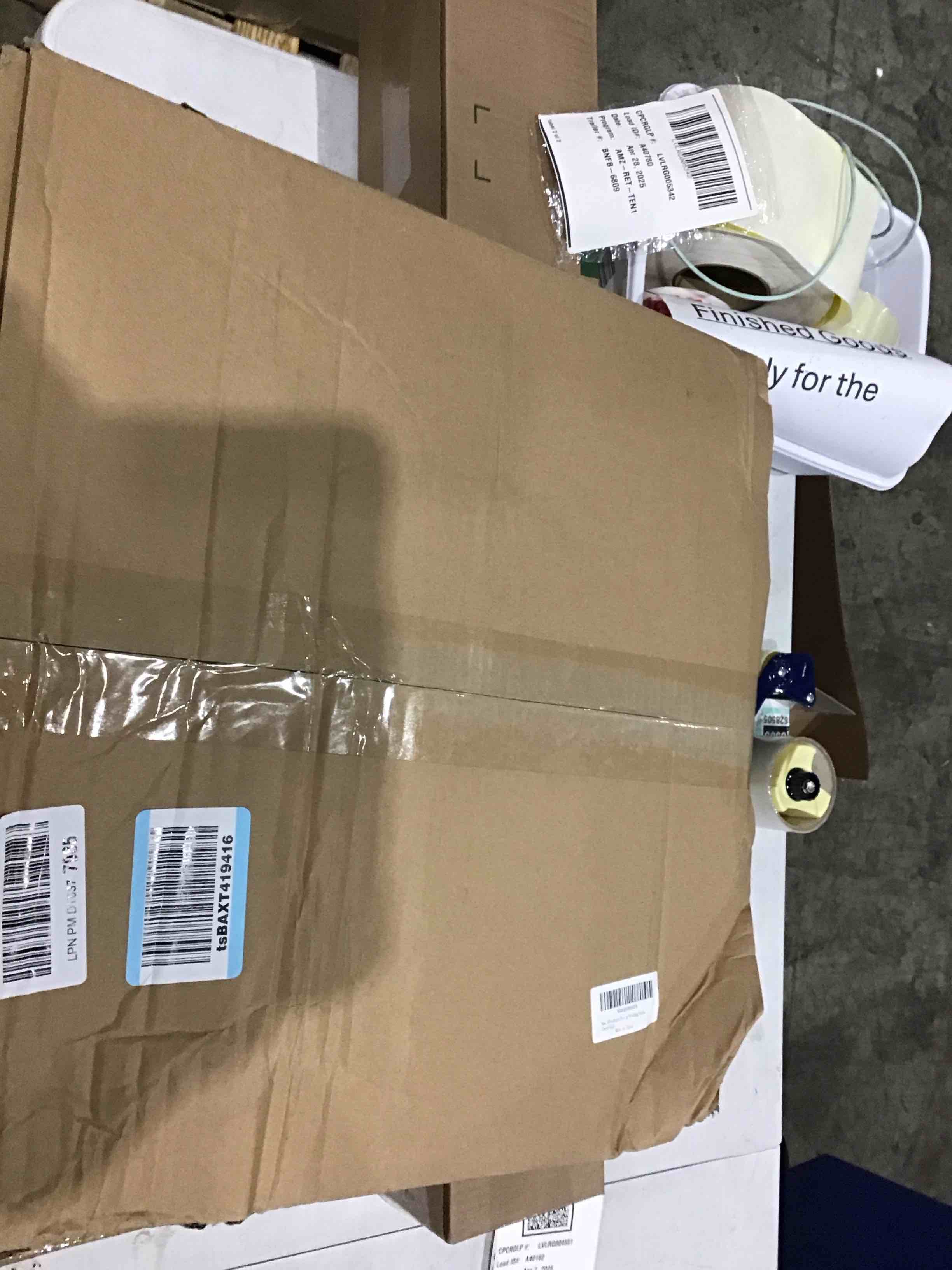 https://s3.amazonaws.com/lotting-images-prod/bidfta/BLU4295591_1746289676696.jpeg