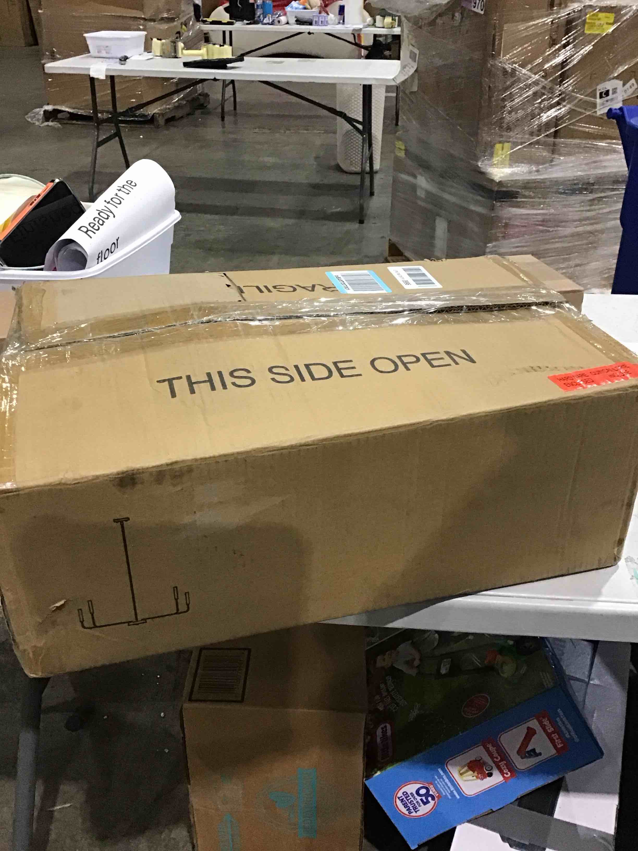 https://s3.amazonaws.com/lotting-images-prod/bidfta/BLU4295593_1746289930280.jpeg