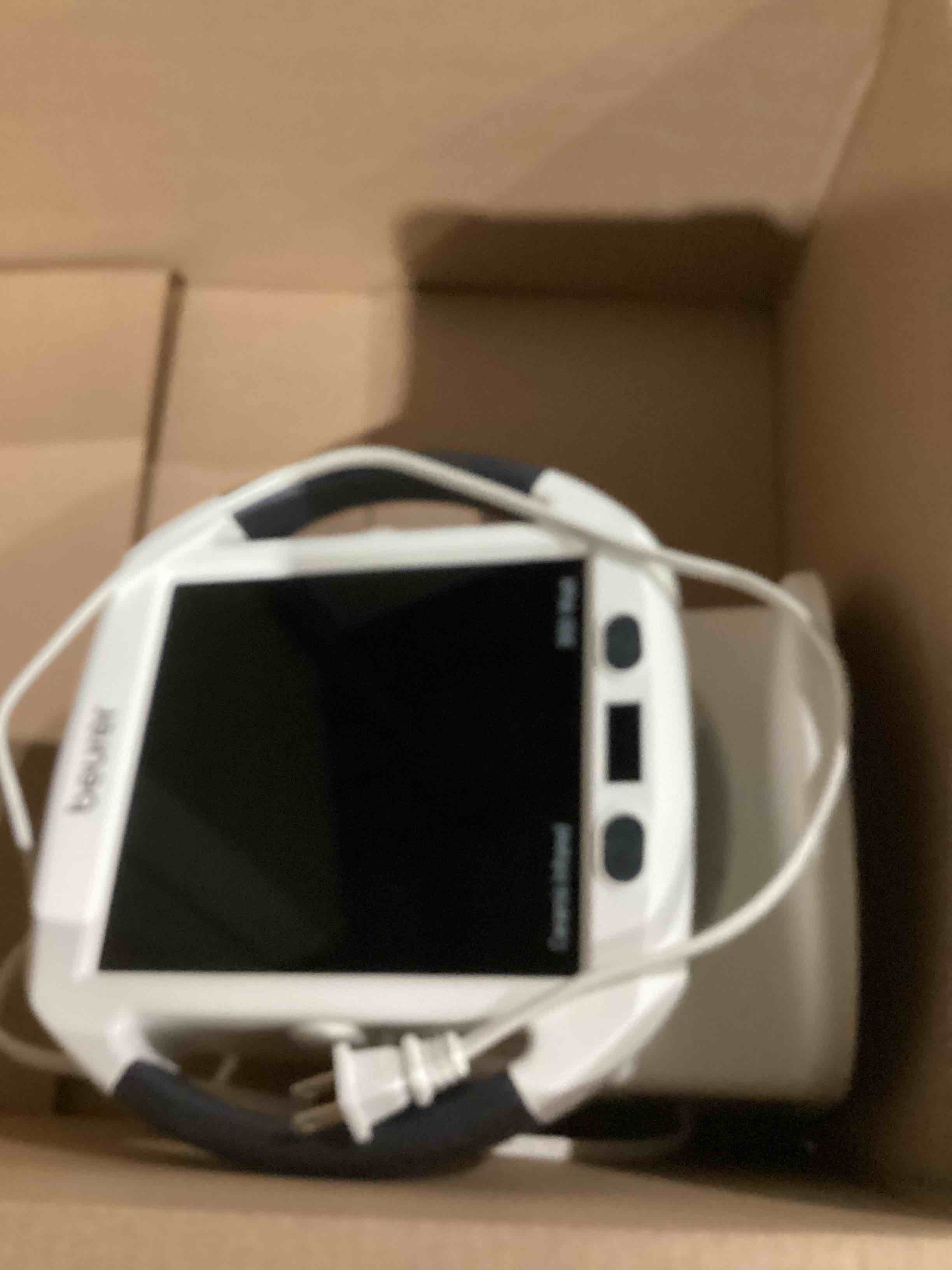 https://s3.amazonaws.com/lotting-images-prod/bidfta/BLU4295754_1746622071853.jpeg