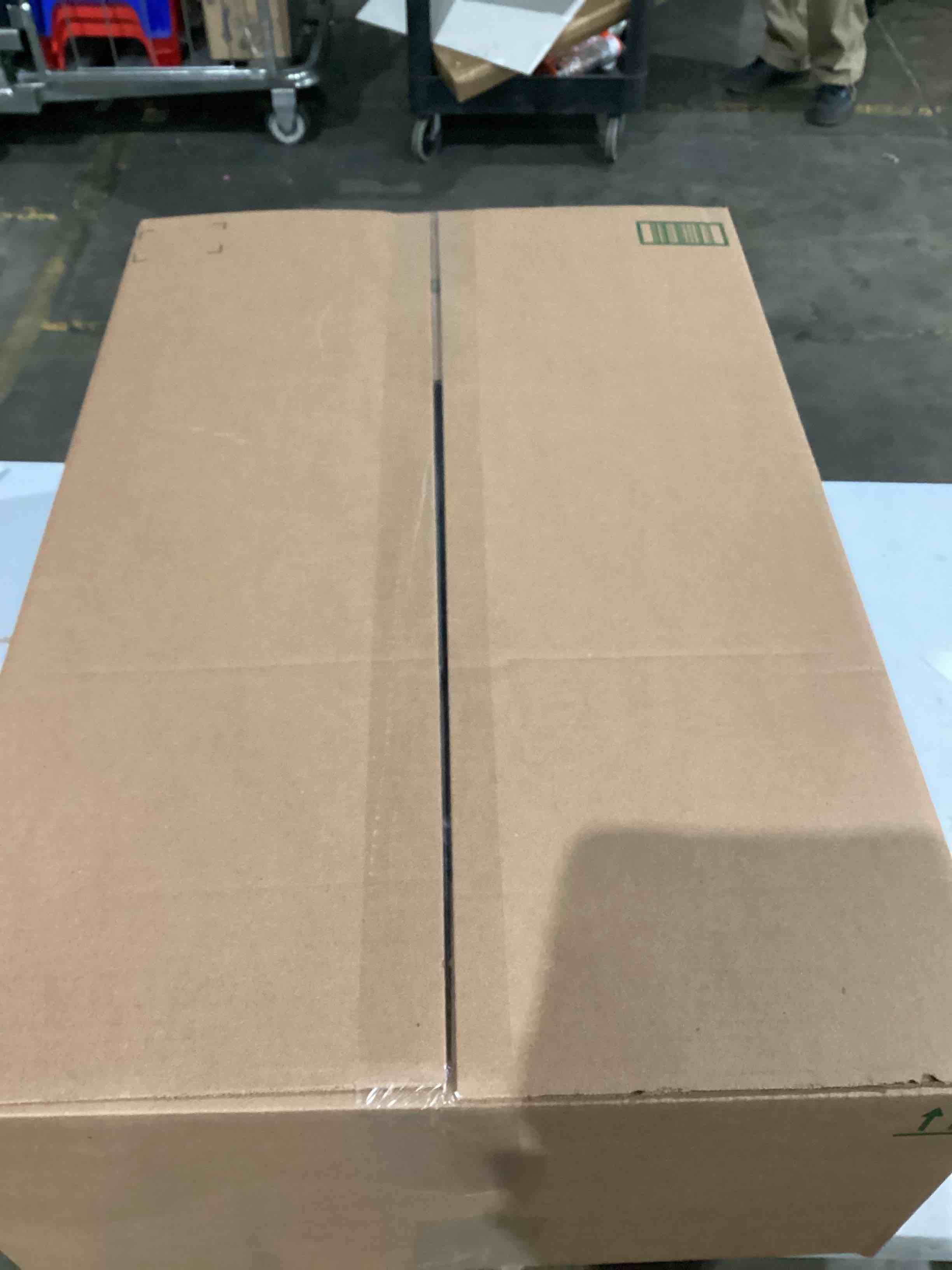 https://s3.amazonaws.com/lotting-images-prod/bidfta/BLU4295756_1746622406949.jpeg