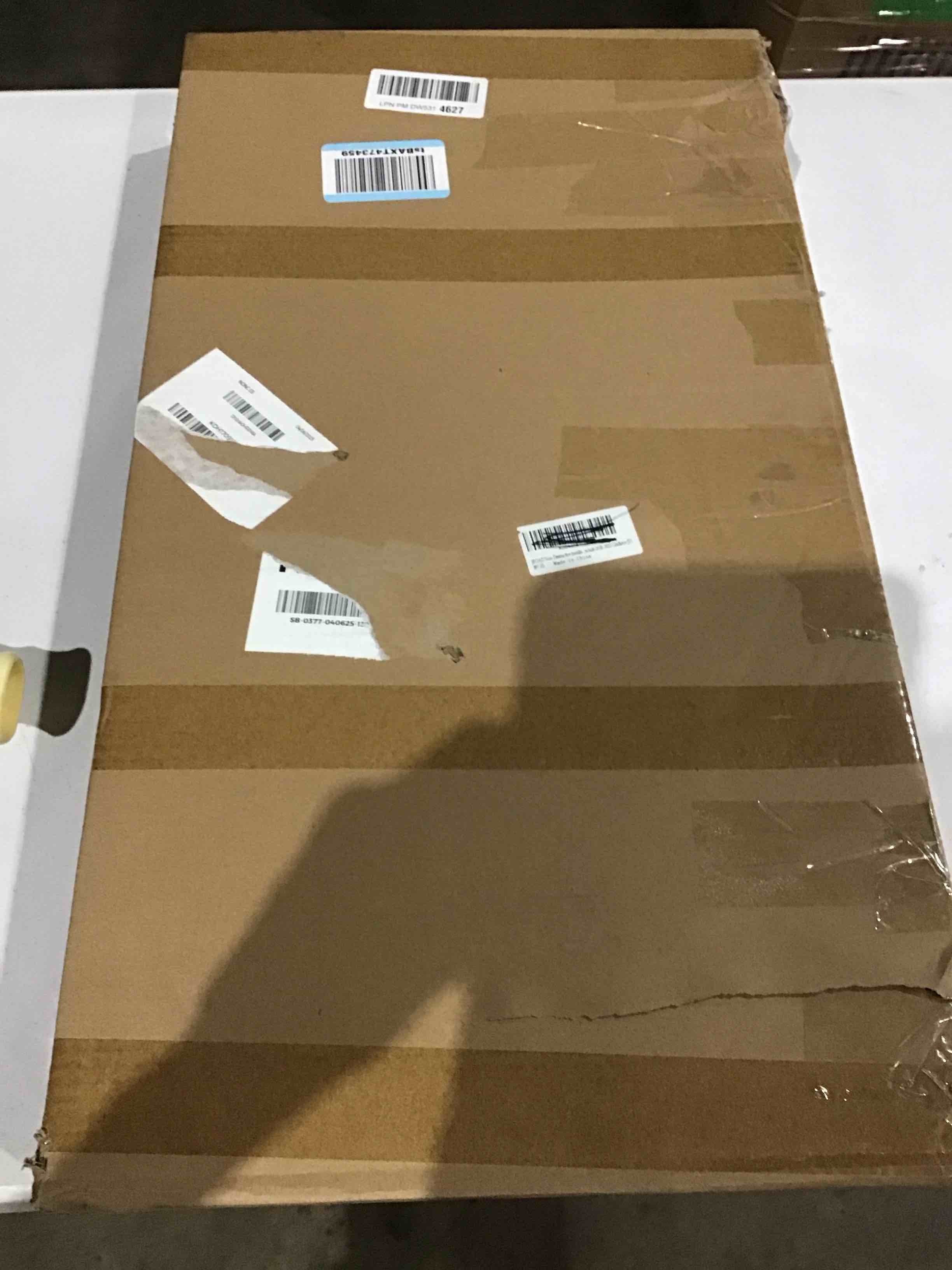 https://s3.amazonaws.com/lotting-images-prod/bidfta/BLU4295791_1746644676754.jpeg