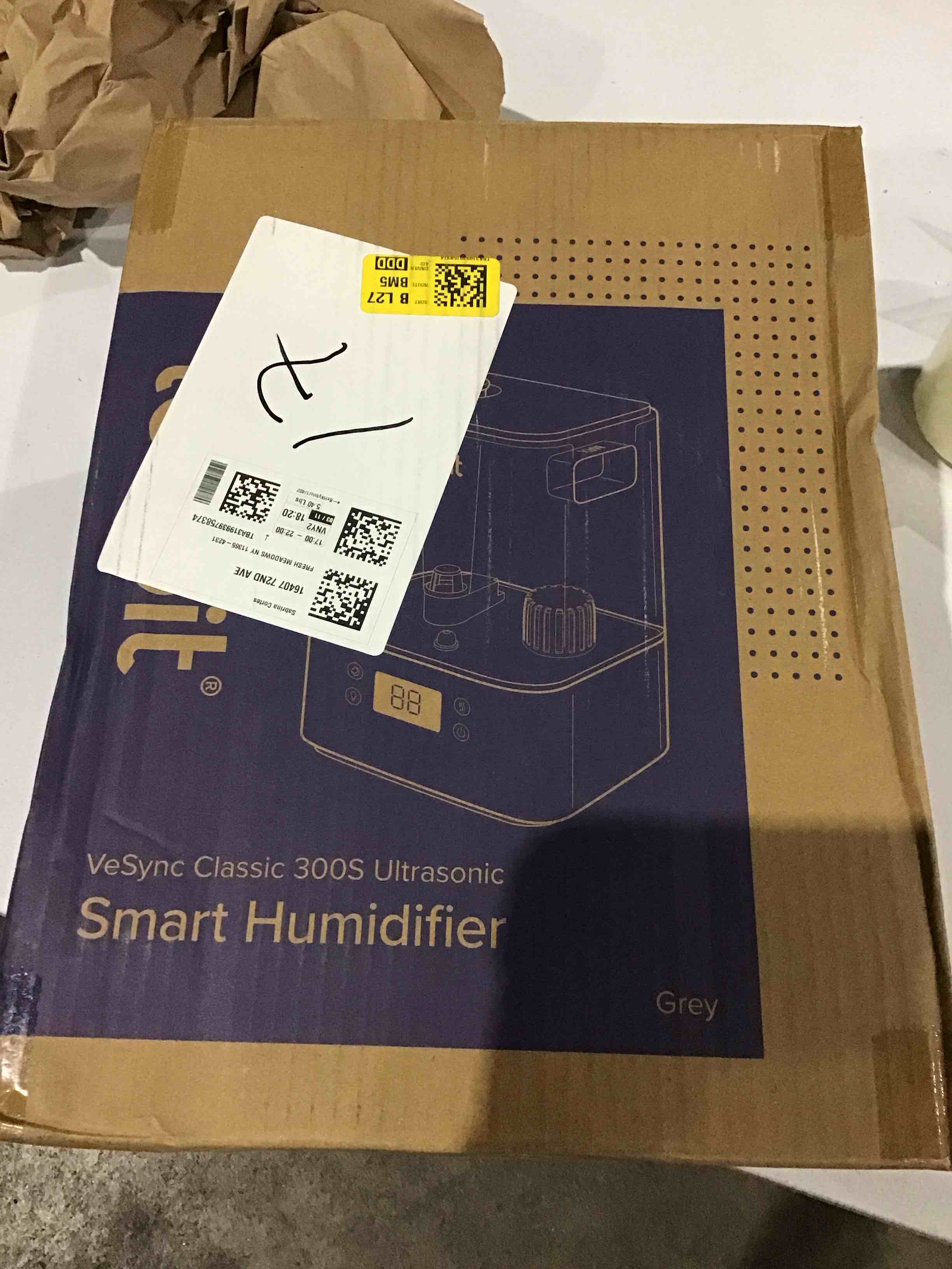 https://s3.amazonaws.com/lotting-images-prod/bidfta/BLU4295818_1746793565270.jpeg