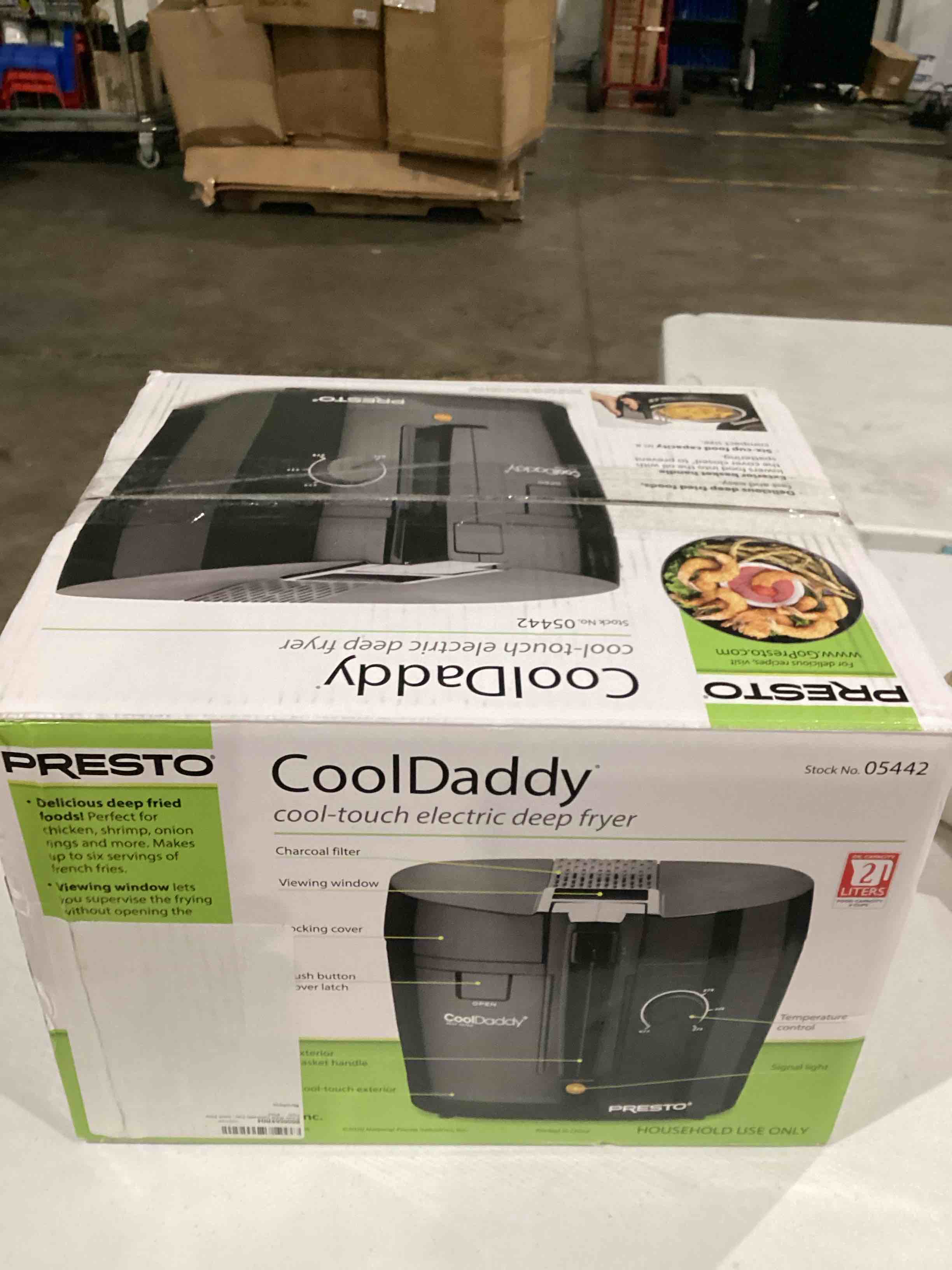 https://s3.amazonaws.com/lotting-images-prod/bidfta/BLU4295983_1747148575153.jpeg