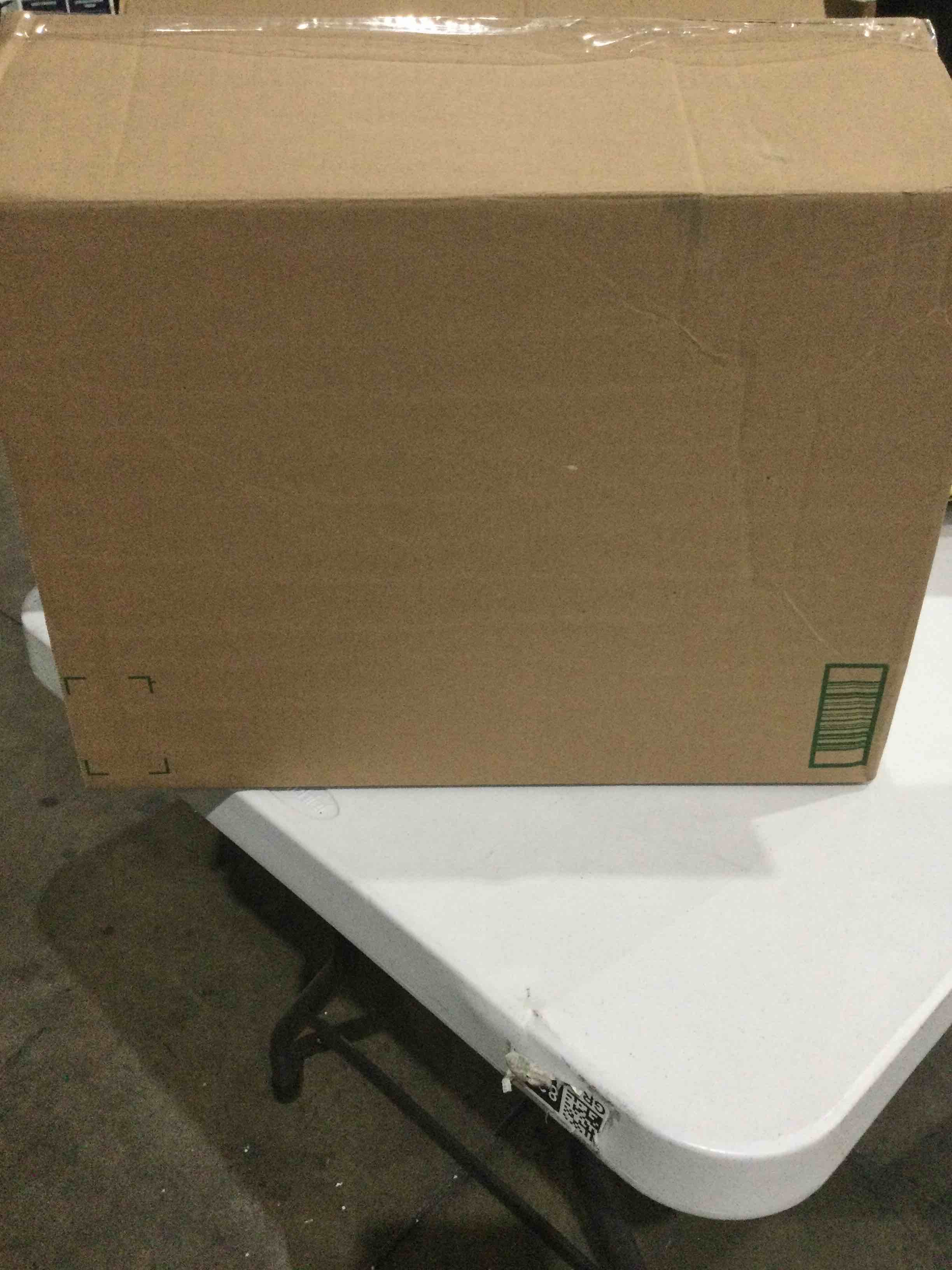 https://s3.amazonaws.com/lotting-images-prod/bidfta/BLU4296006_1747158238549.jpeg