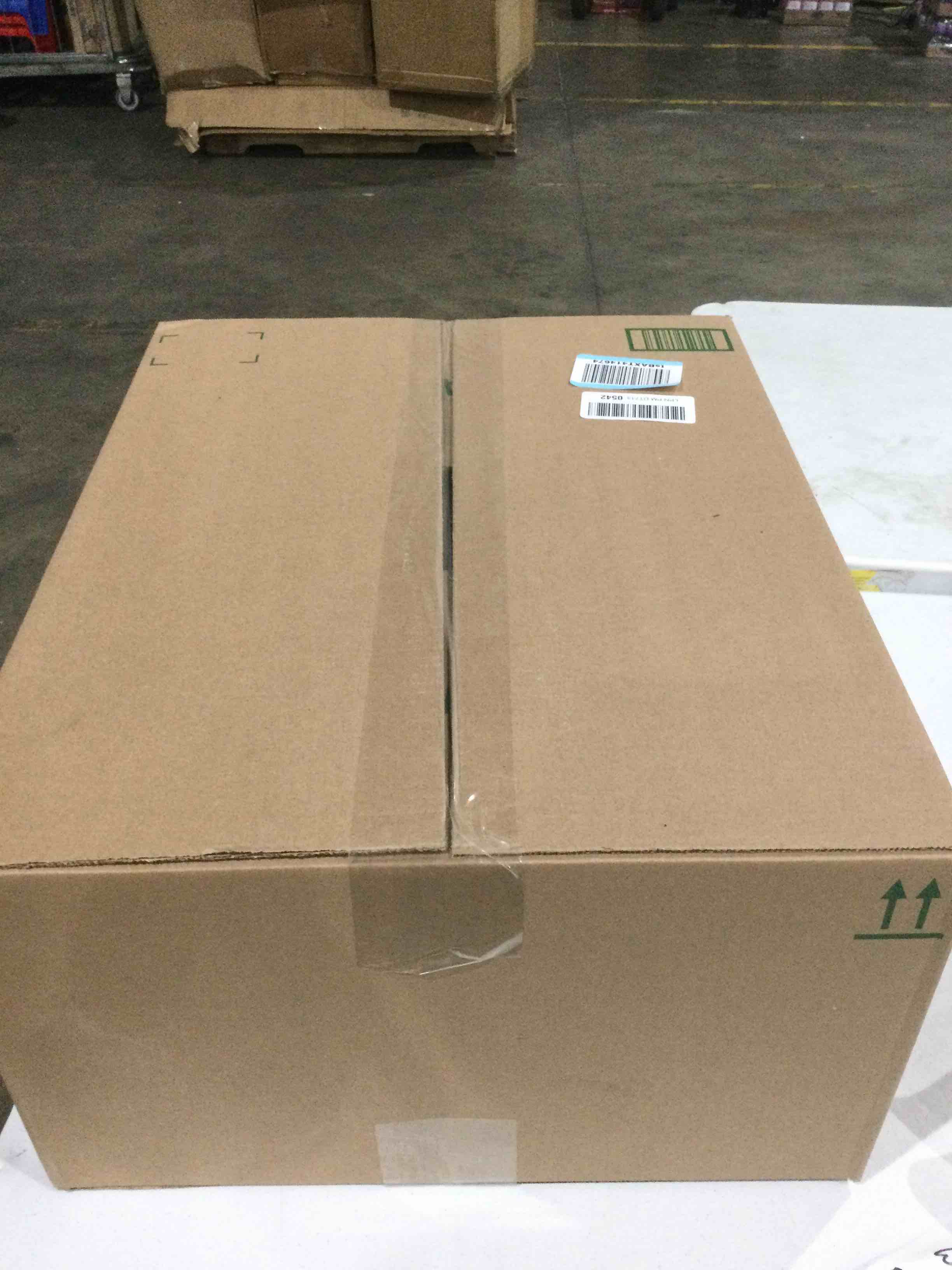 https://s3.amazonaws.com/lotting-images-prod/bidfta/BLU4296009_1747160833729.jpeg