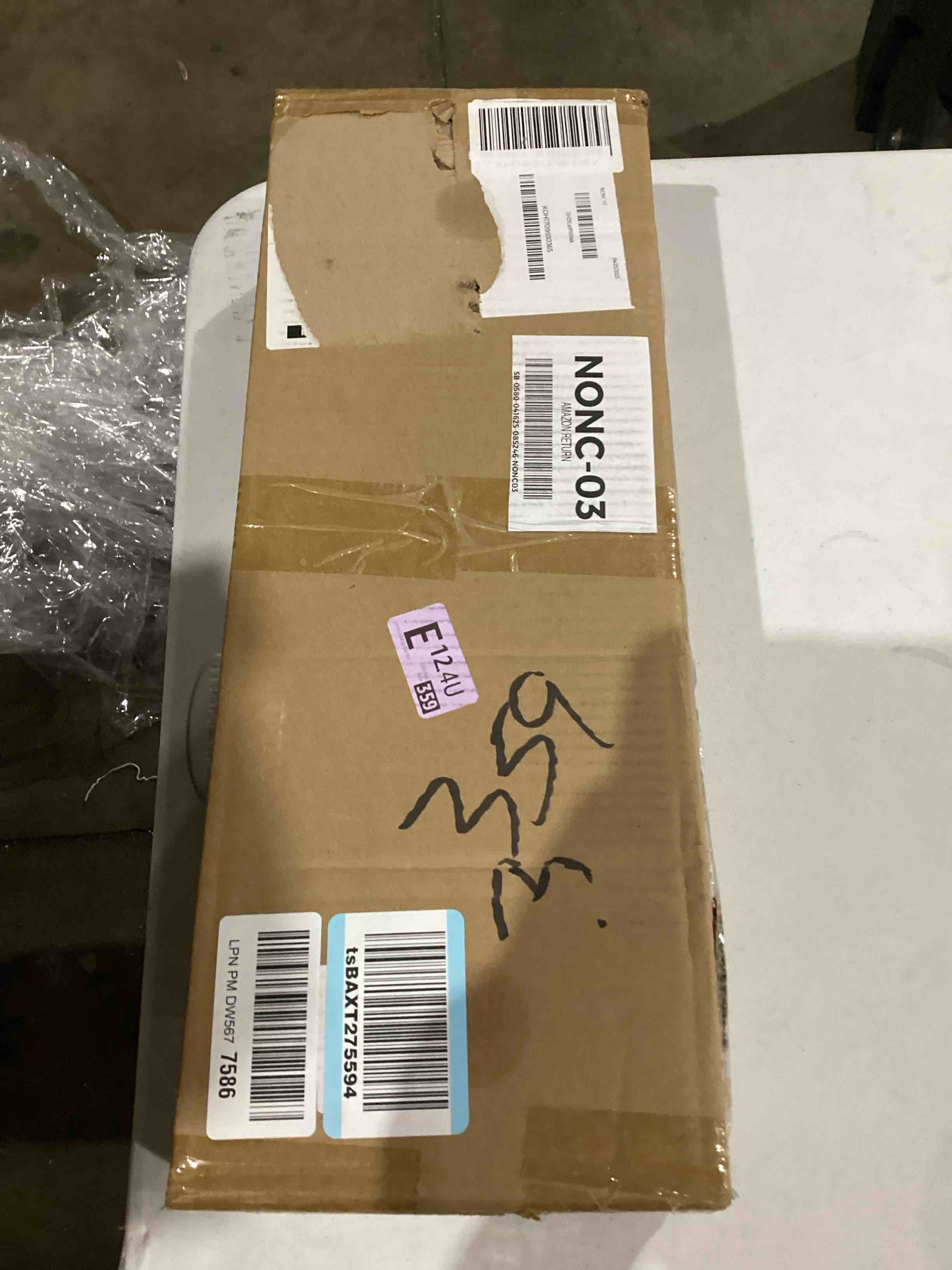 https://s3.amazonaws.com/lotting-images-prod/bidfta/BLU4296059_1747241287445.jpeg
