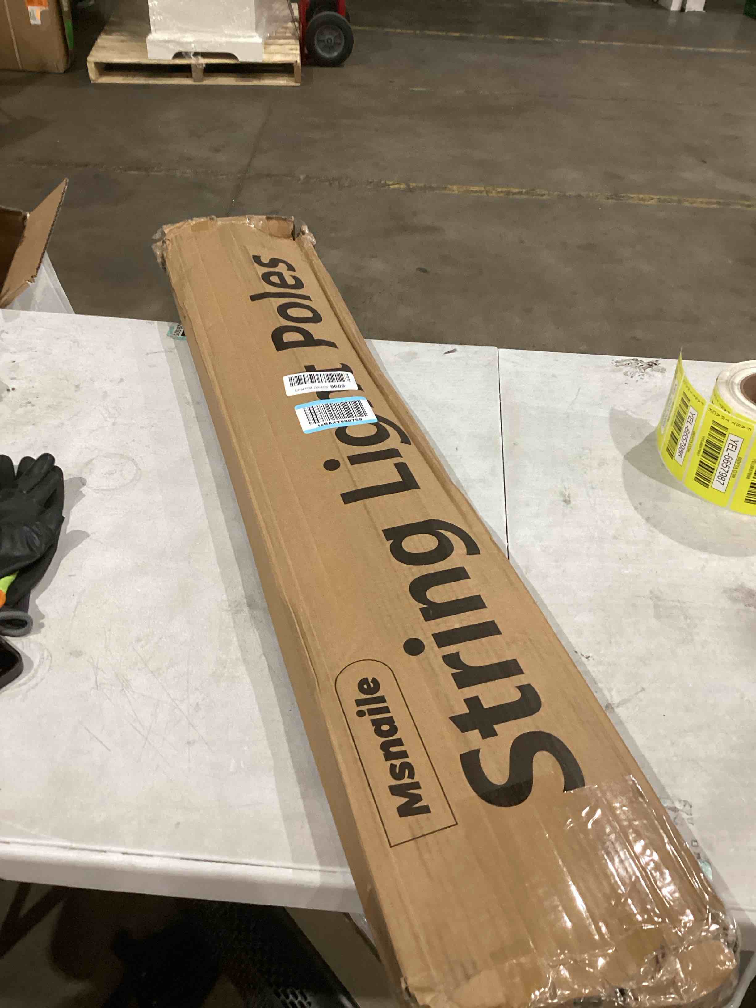 https://s3.amazonaws.com/lotting-images-prod/bidfta/BLU4296376_1748879329975.jpeg