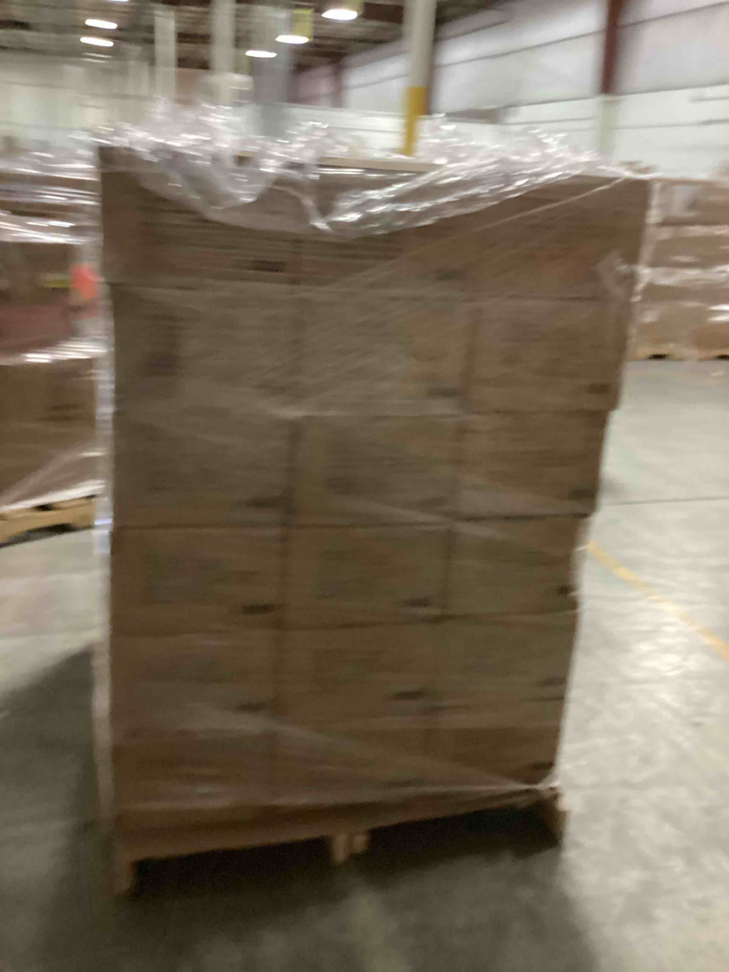 https://s3.amazonaws.com/lotting-images-prod/bidfta/BLU4299355_1711388748821.jpeg