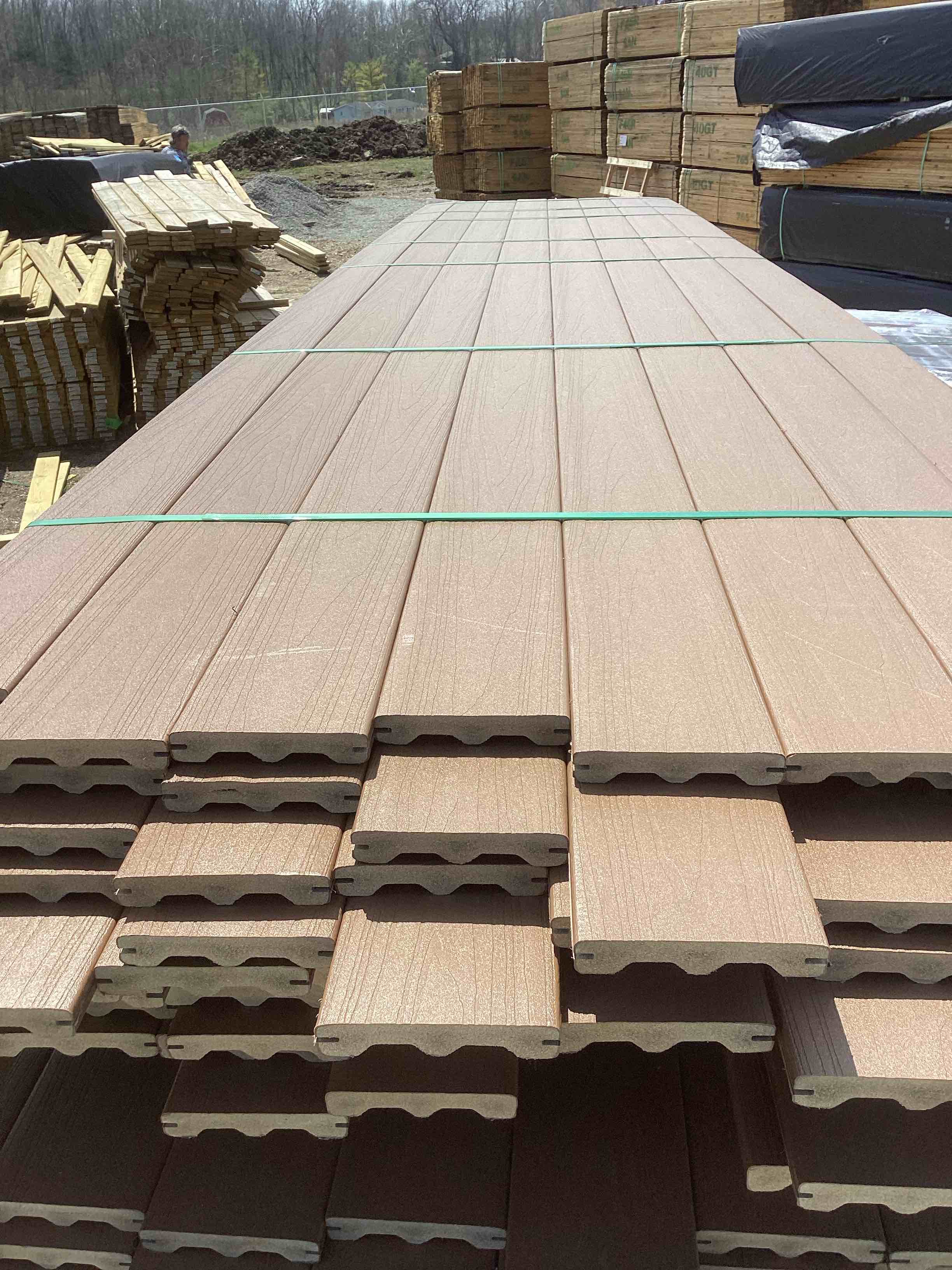 60 boards 960 linear foot 16’ brown grooved composite decking your bid per linear foot