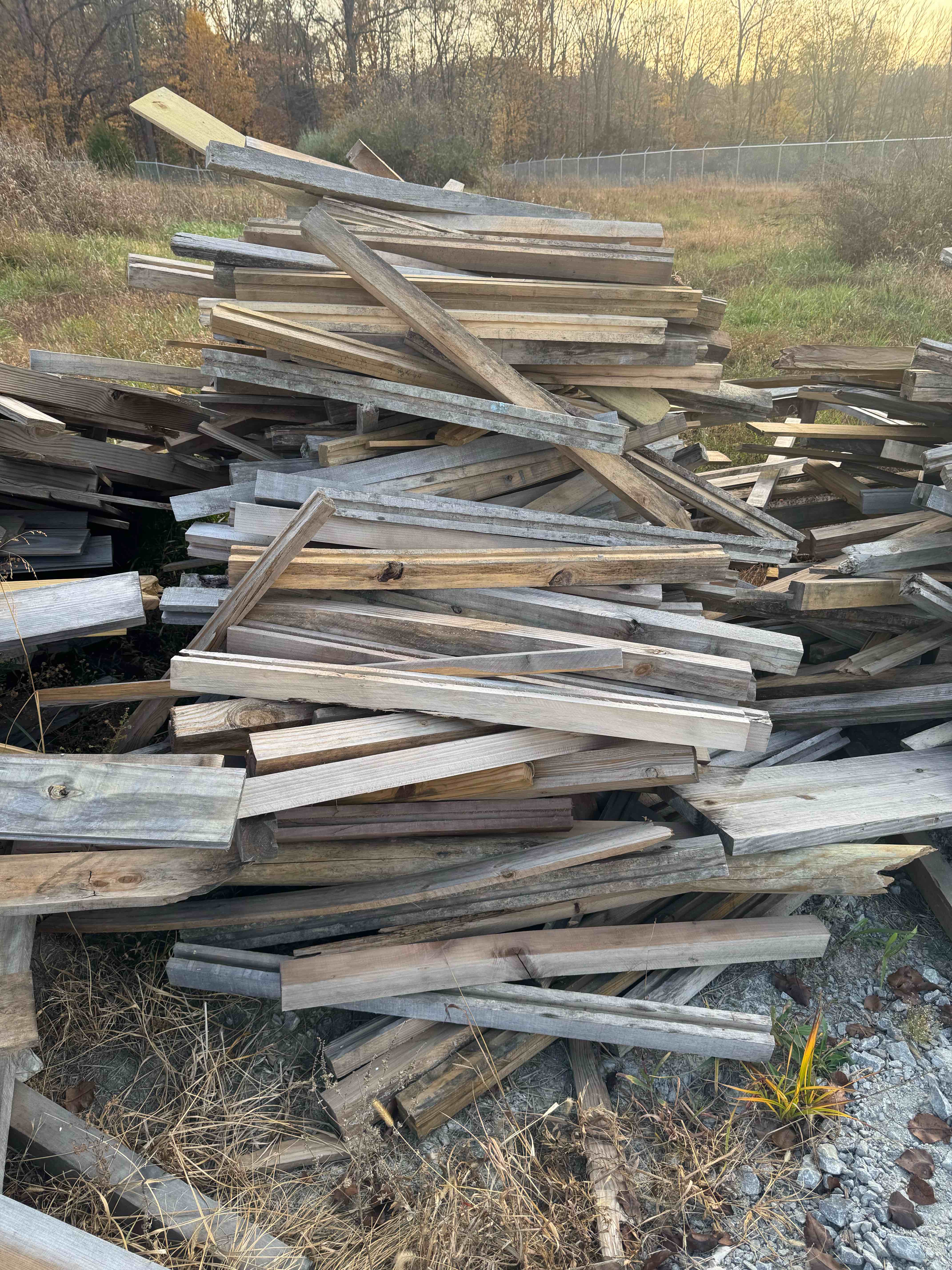 HUGE BUNDLE OF ASSORTED SCRAP LUMBER!! 