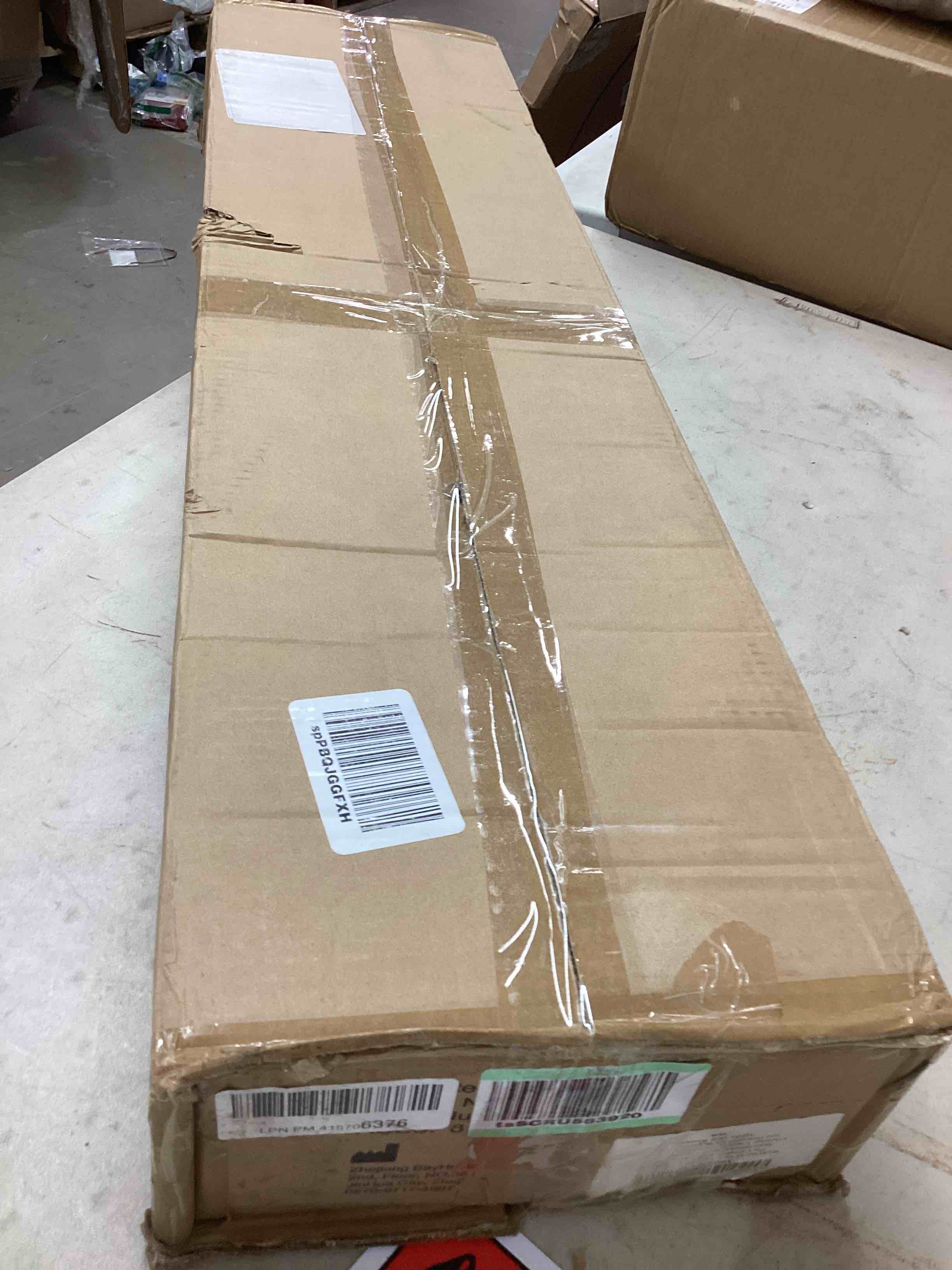 https://s3.amazonaws.com/lotting-images-prod/bidfta/BLU4311366_1685659040992.jpeg