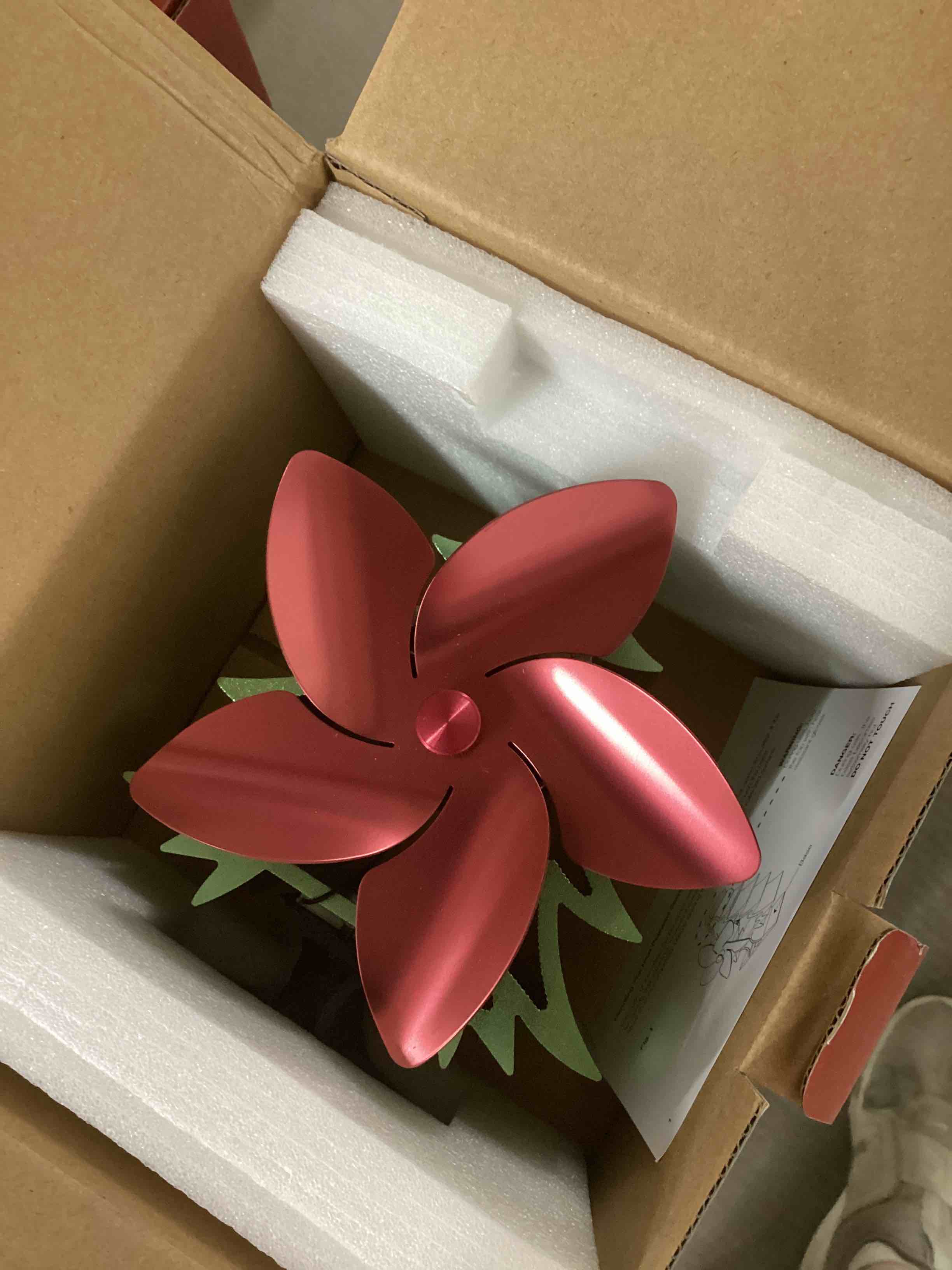 https://s3.amazonaws.com/lotting-images-prod/bidfta/BLU4312860_1686182651399.jpeg