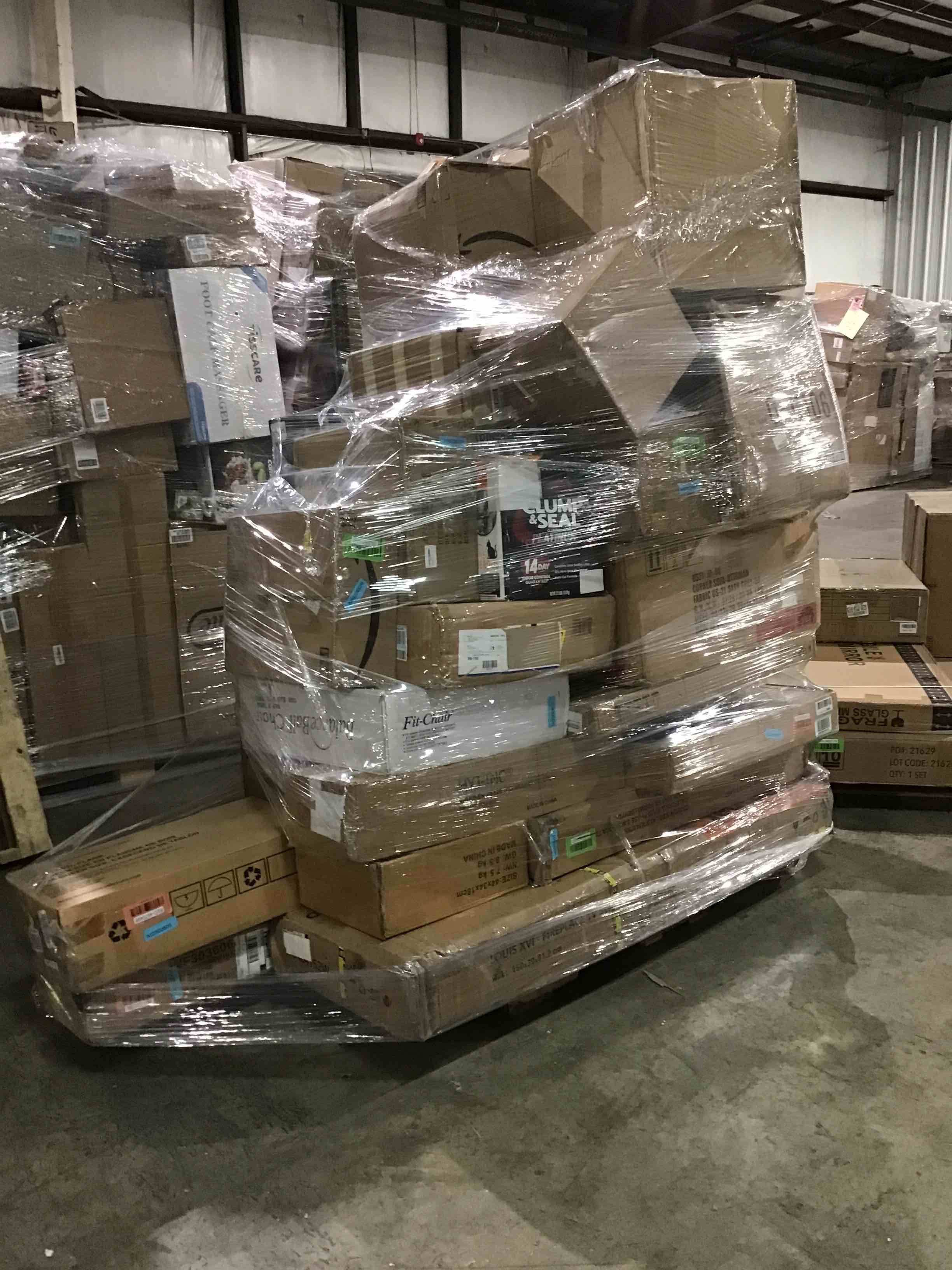 https://s3.amazonaws.com/lotting-images-prod/bidfta/BLU4354660_1706642444657.jpeg