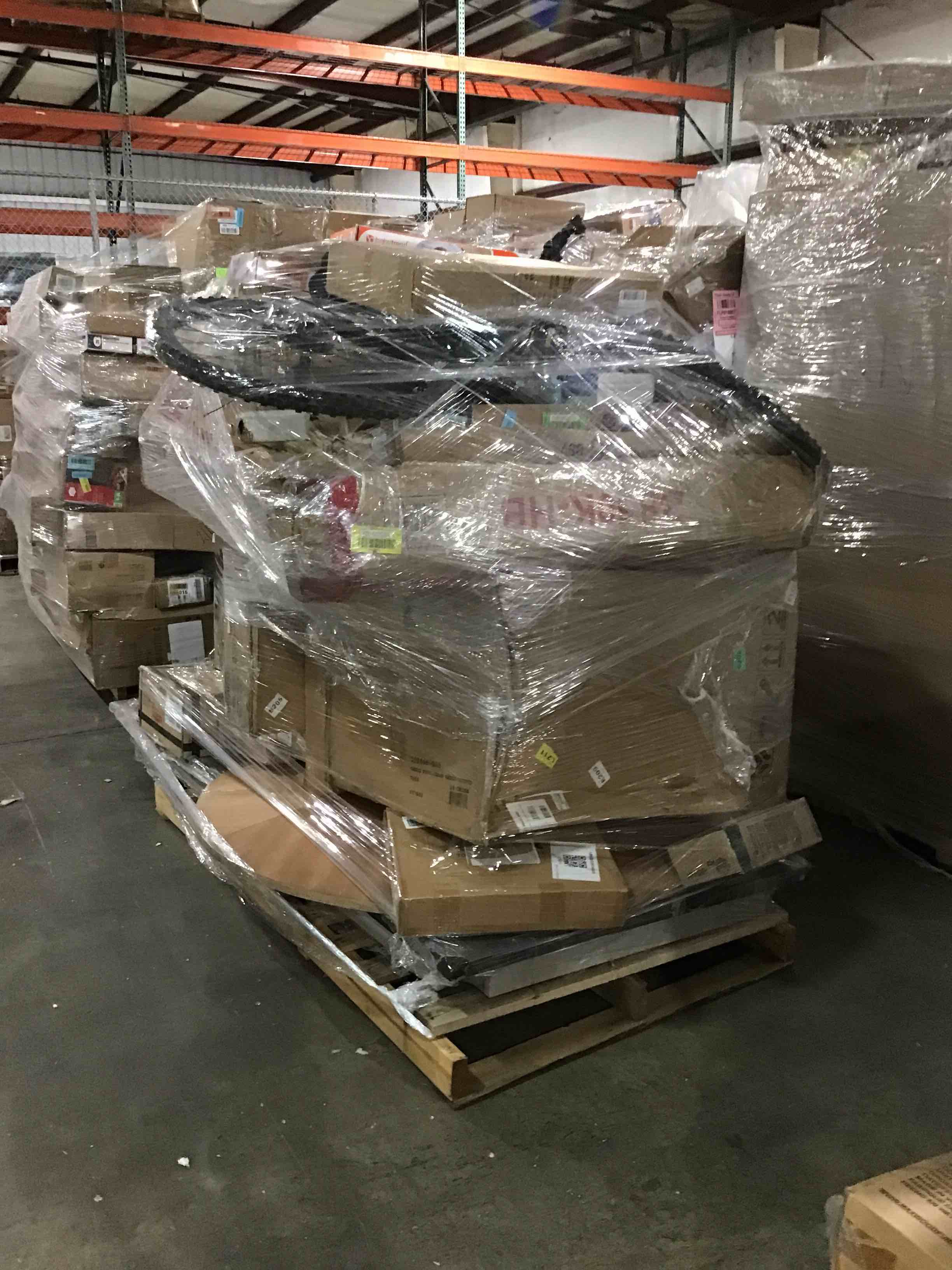 https://s3.amazonaws.com/lotting-images-prod/bidfta/BLU4354661_1706642317751.jpeg