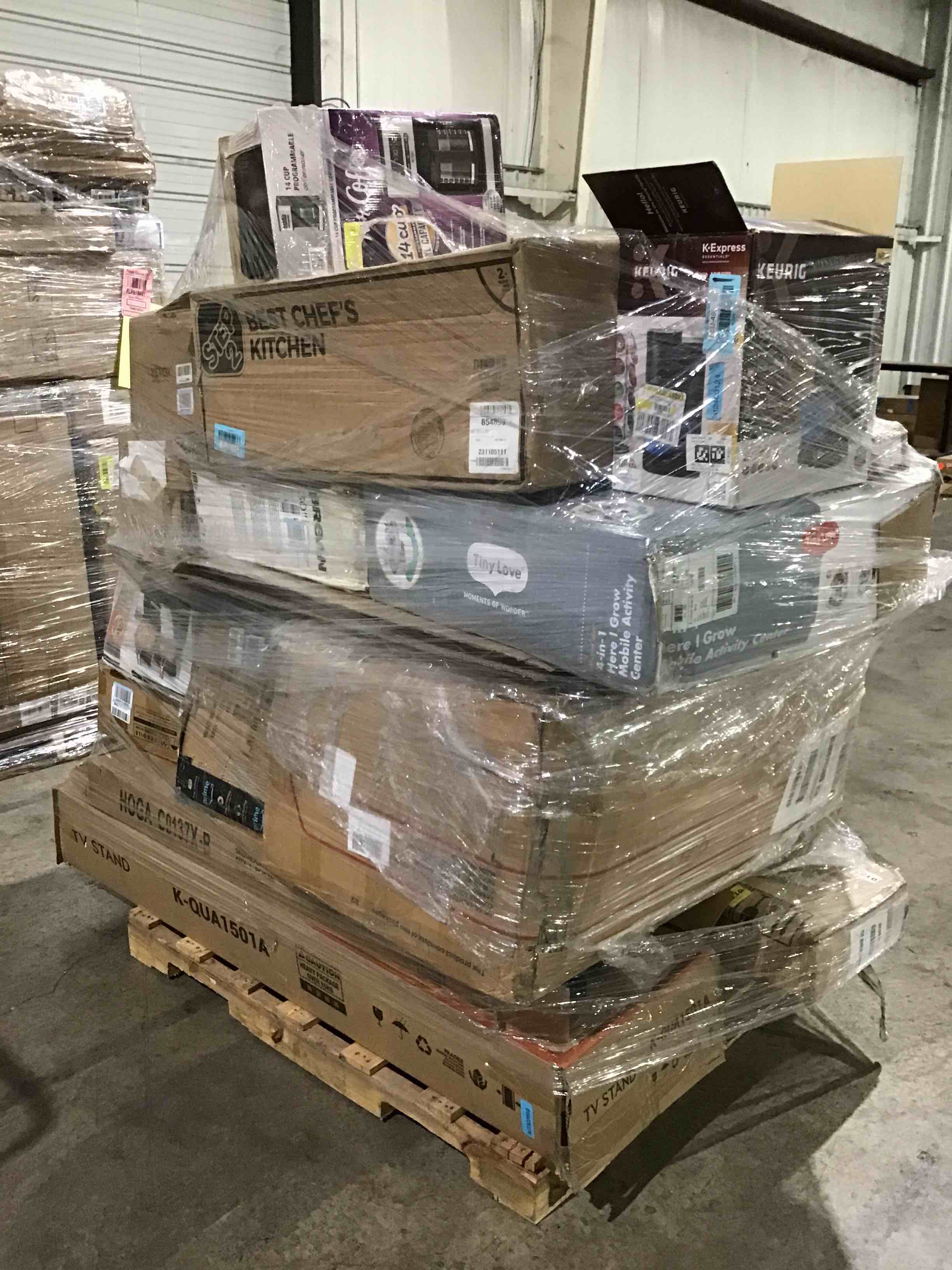 https://s3.amazonaws.com/lotting-images-prod/bidfta/BLU4354664_1706642606893.jpeg