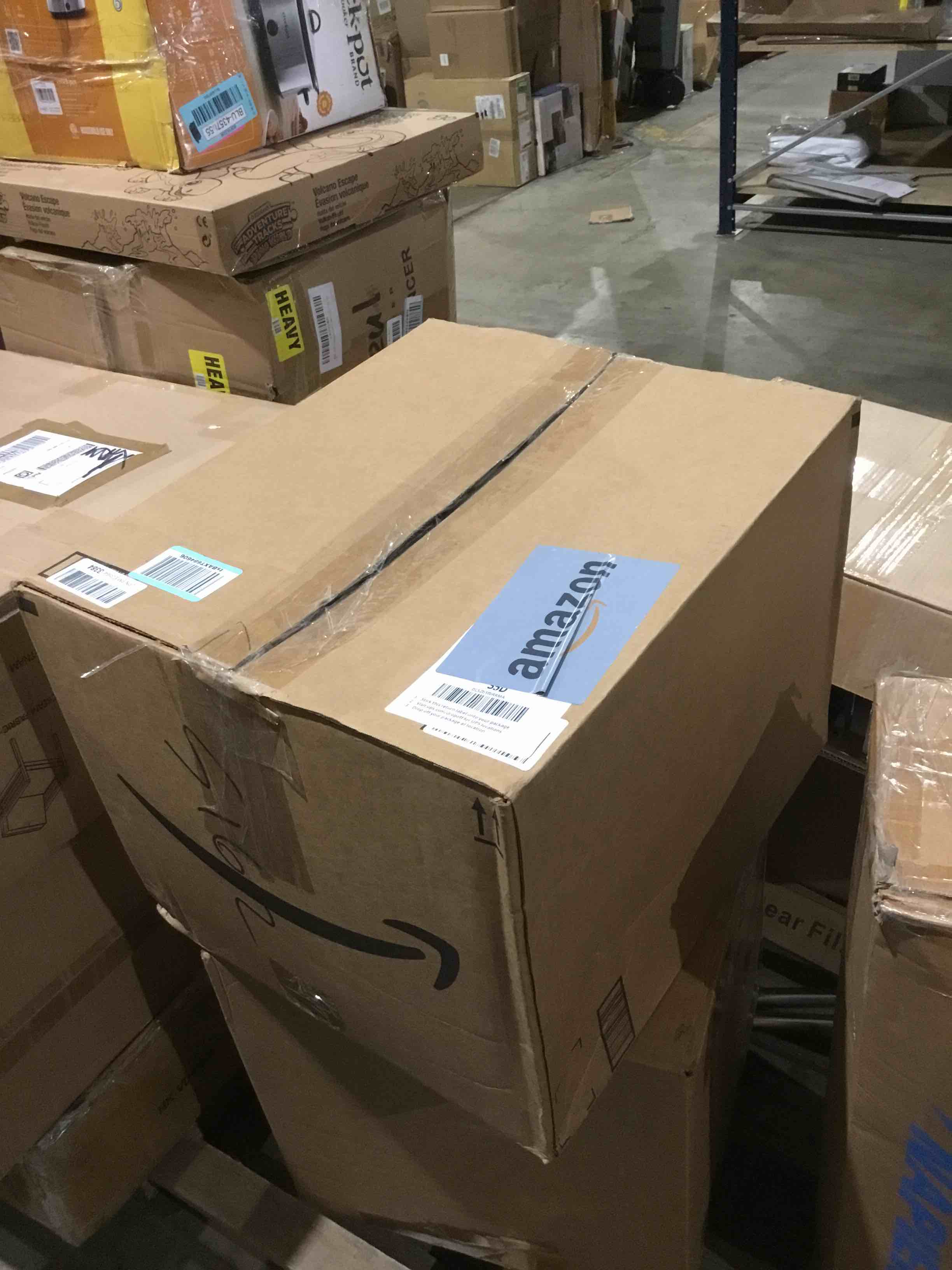 https://s3.amazonaws.com/lotting-images-prod/bidfta/BLU4357852_1753909554857.jpeg