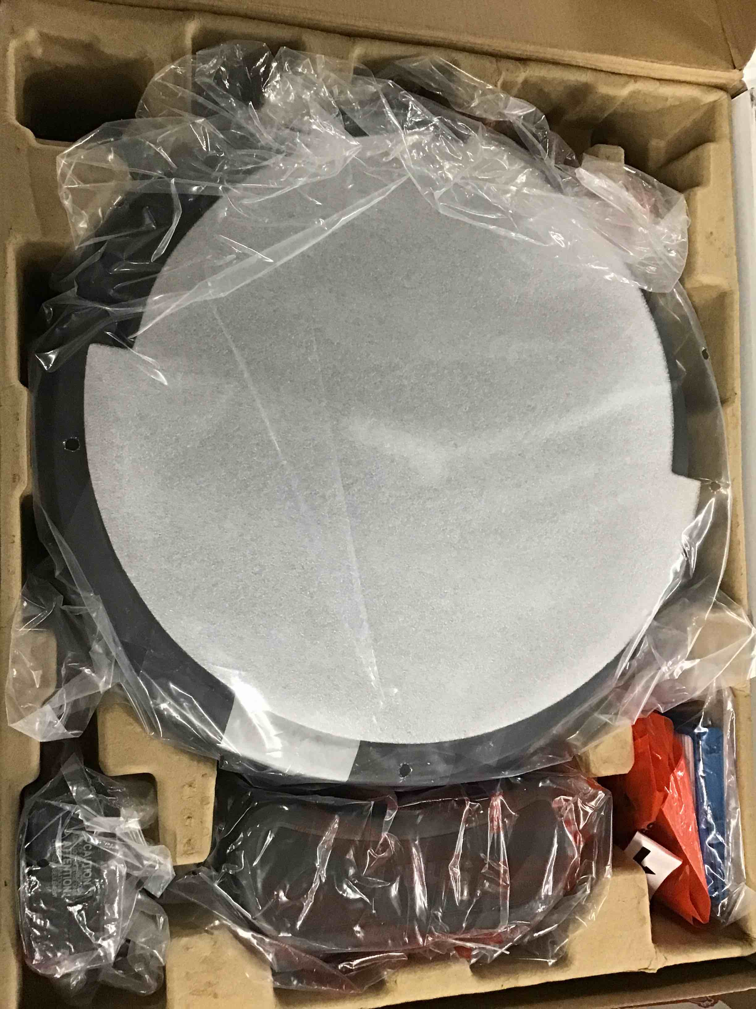 https://s3.amazonaws.com/lotting-images-prod/bidfta/BLU4381569_1676640317663.jpeg